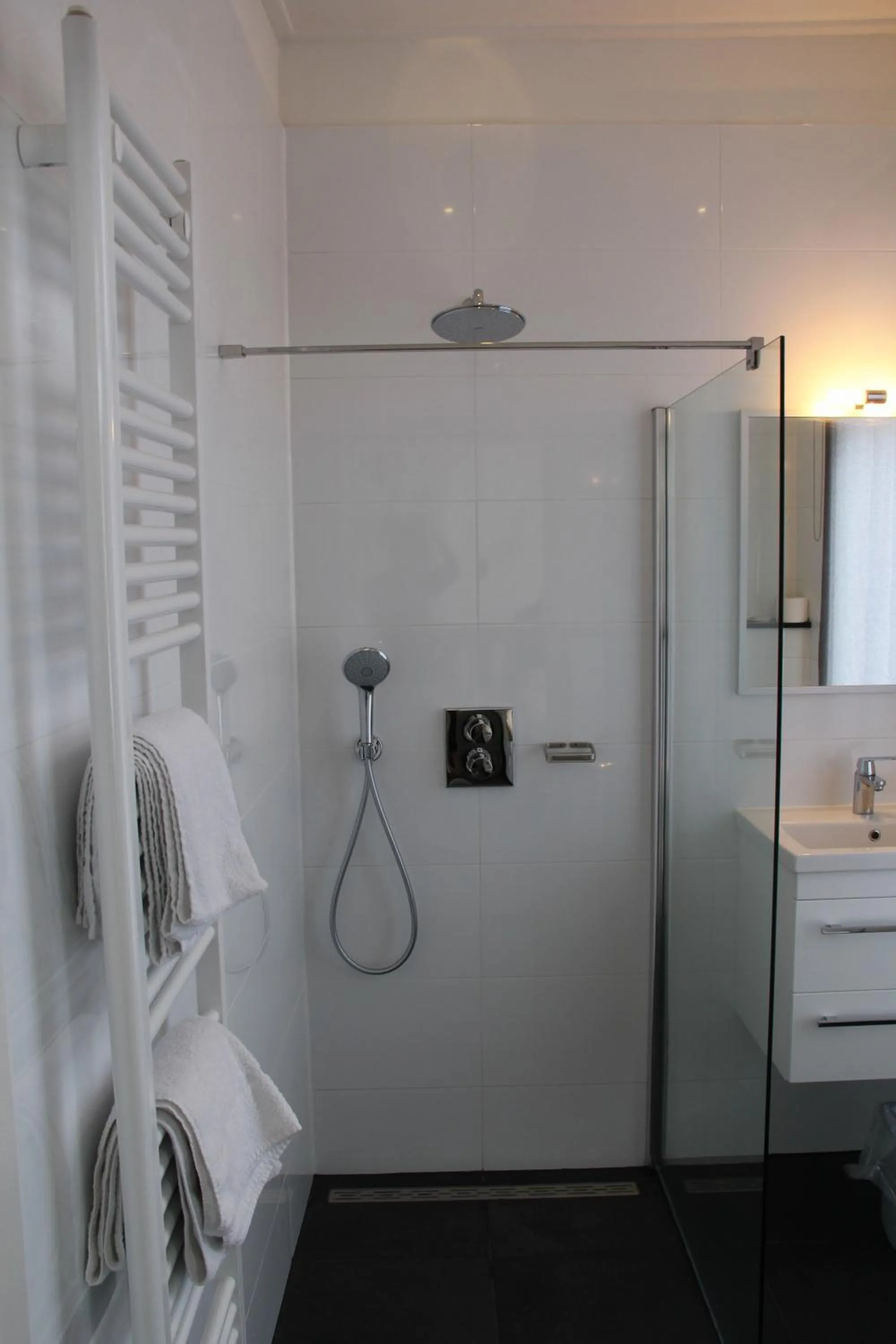 Bathroom in Hotel 't Sonnehuys