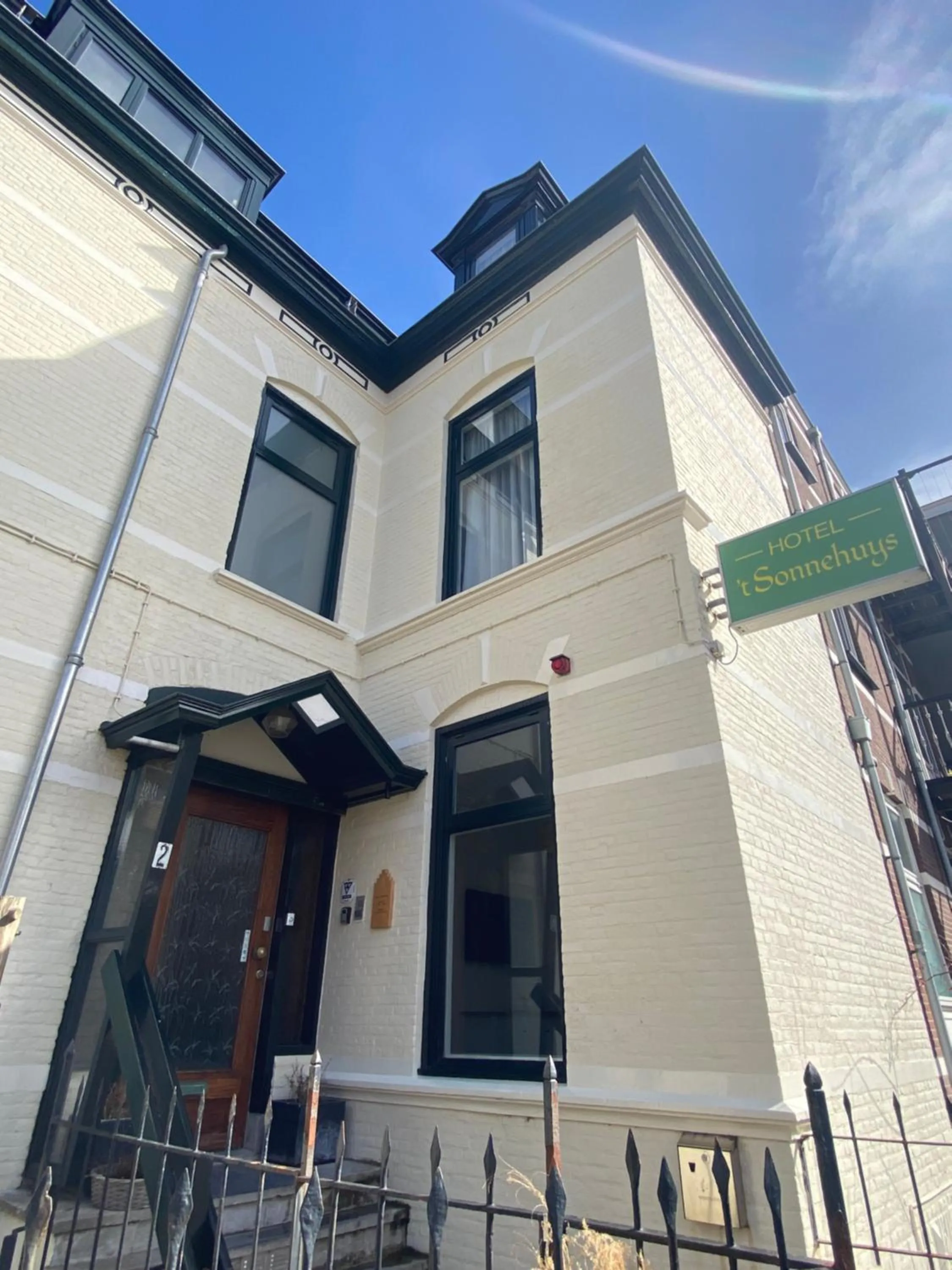 Property building in Hotel 't Sonnehuys
