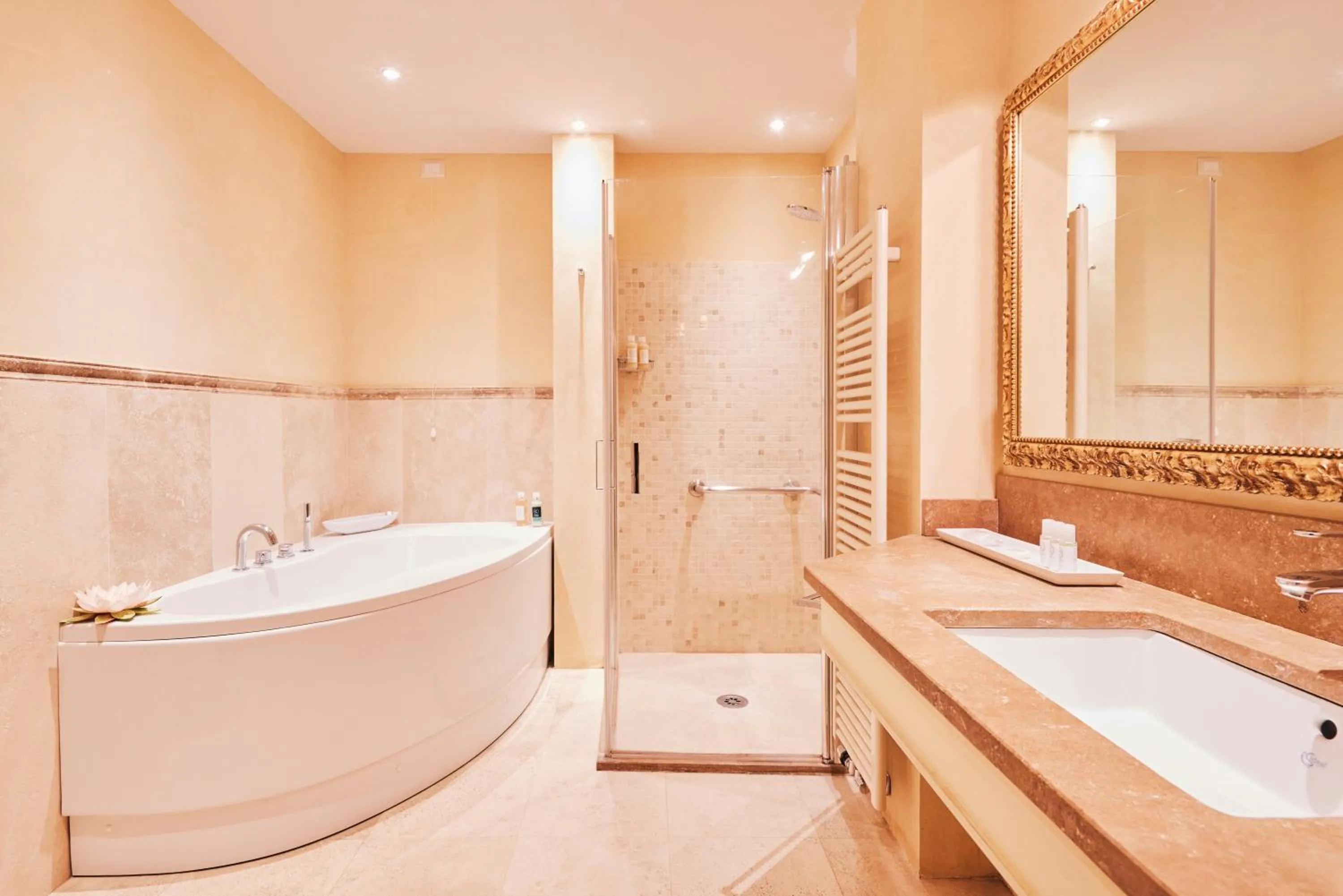 Bathroom in La Corte Di Ambra