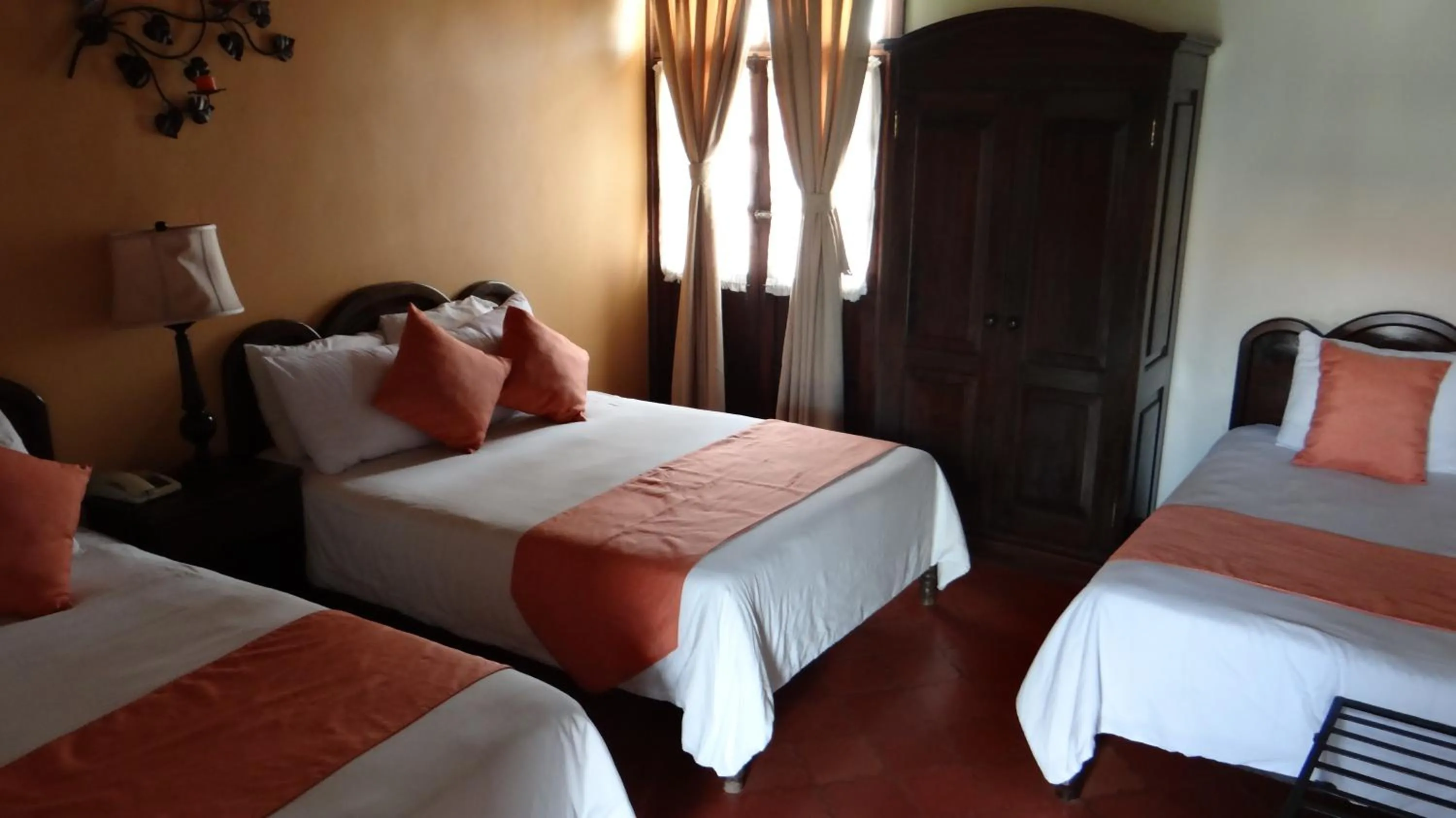 Bedroom, Bed in Hotel Plaza Copan