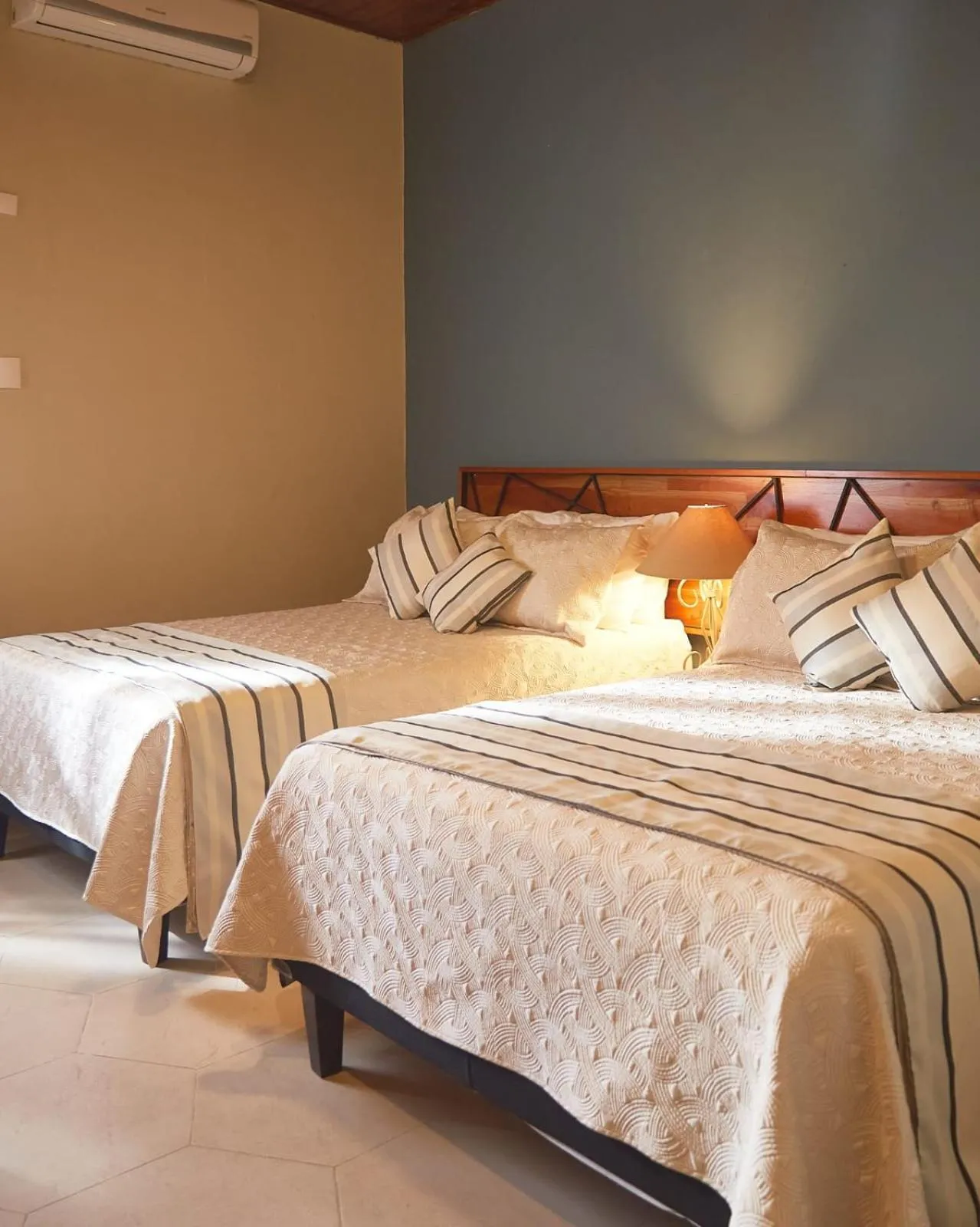 Bed in Hotel Plaza Copan