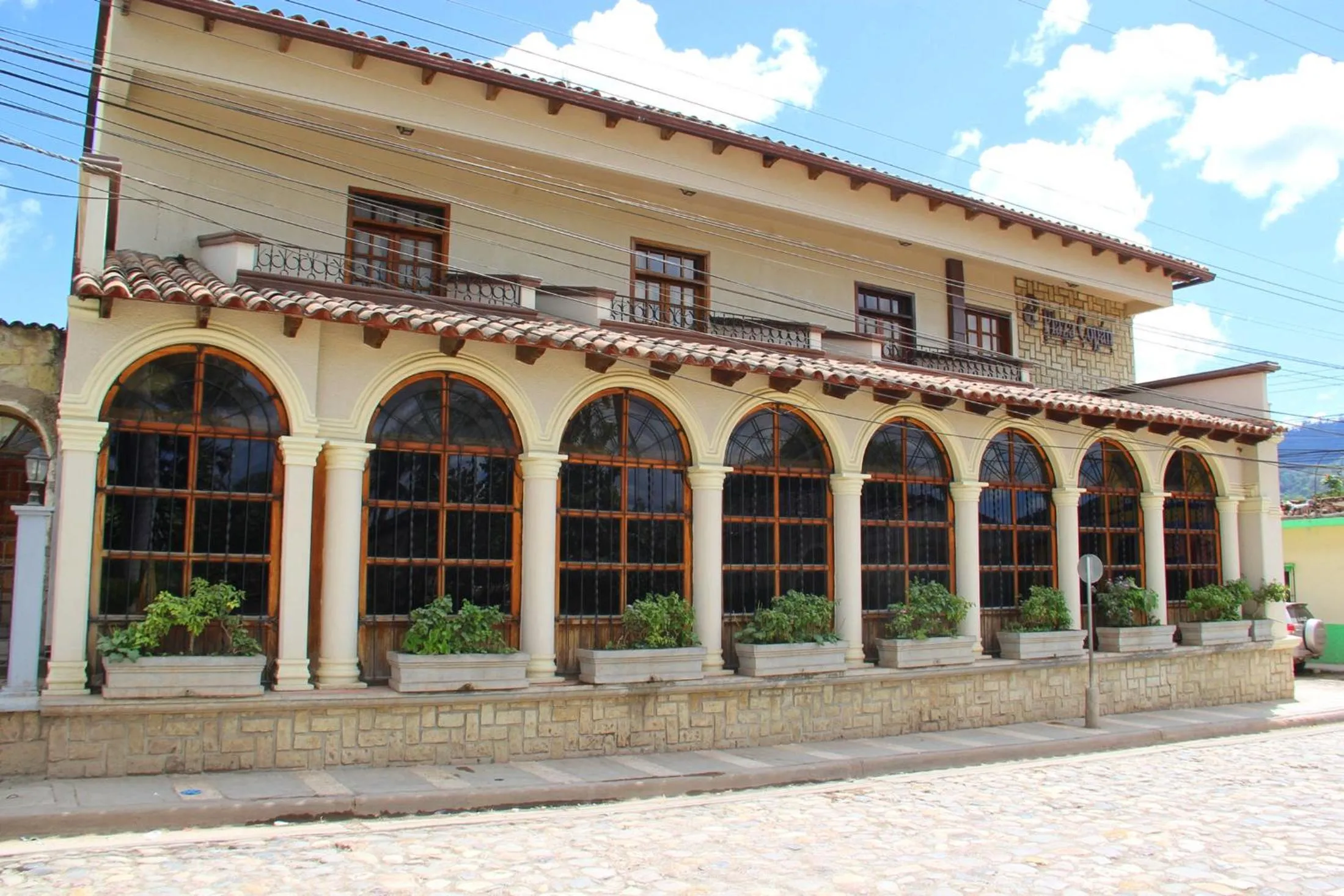 Facade/entrance in Hotel Plaza Copan
