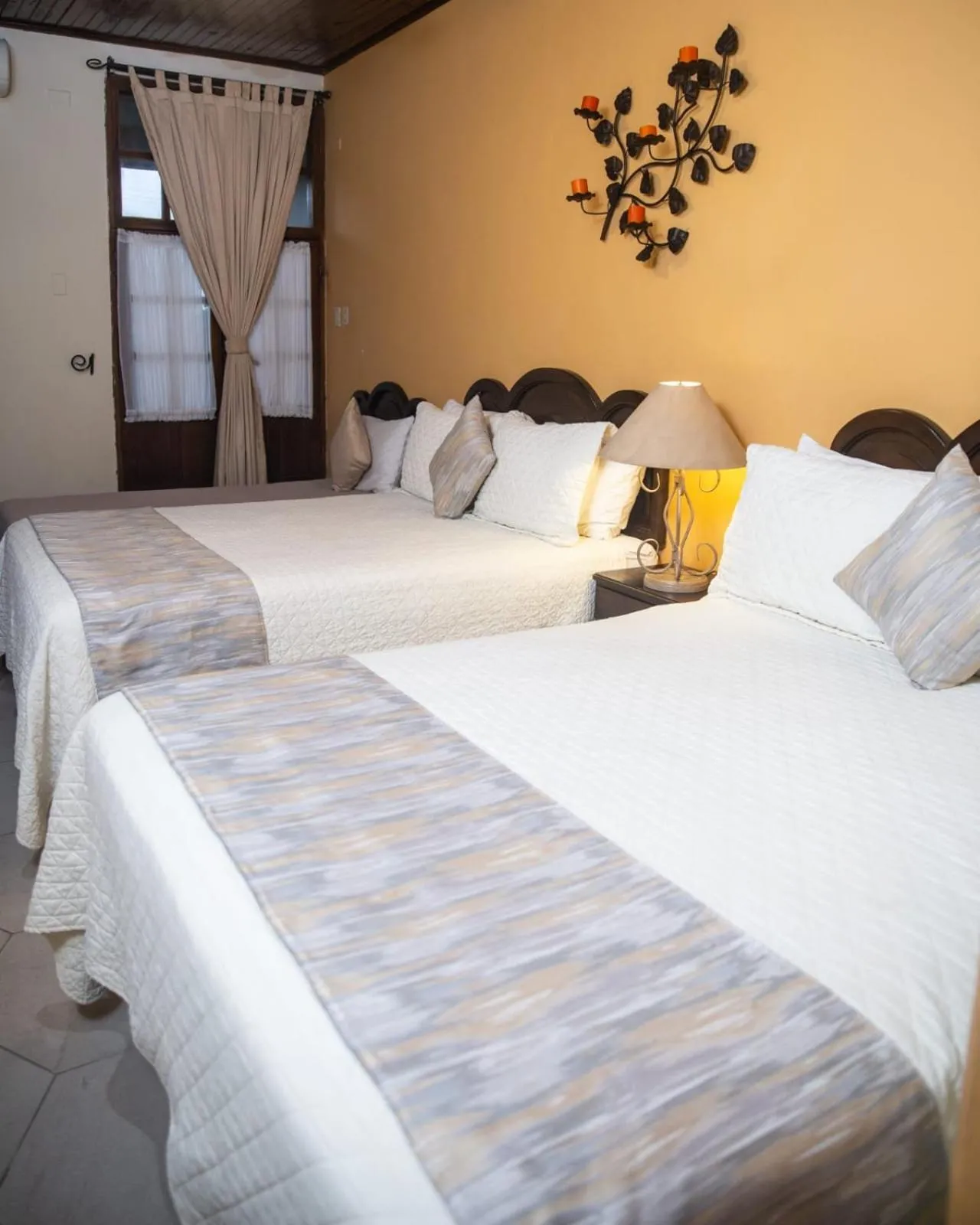Bed in Hotel Plaza Copan