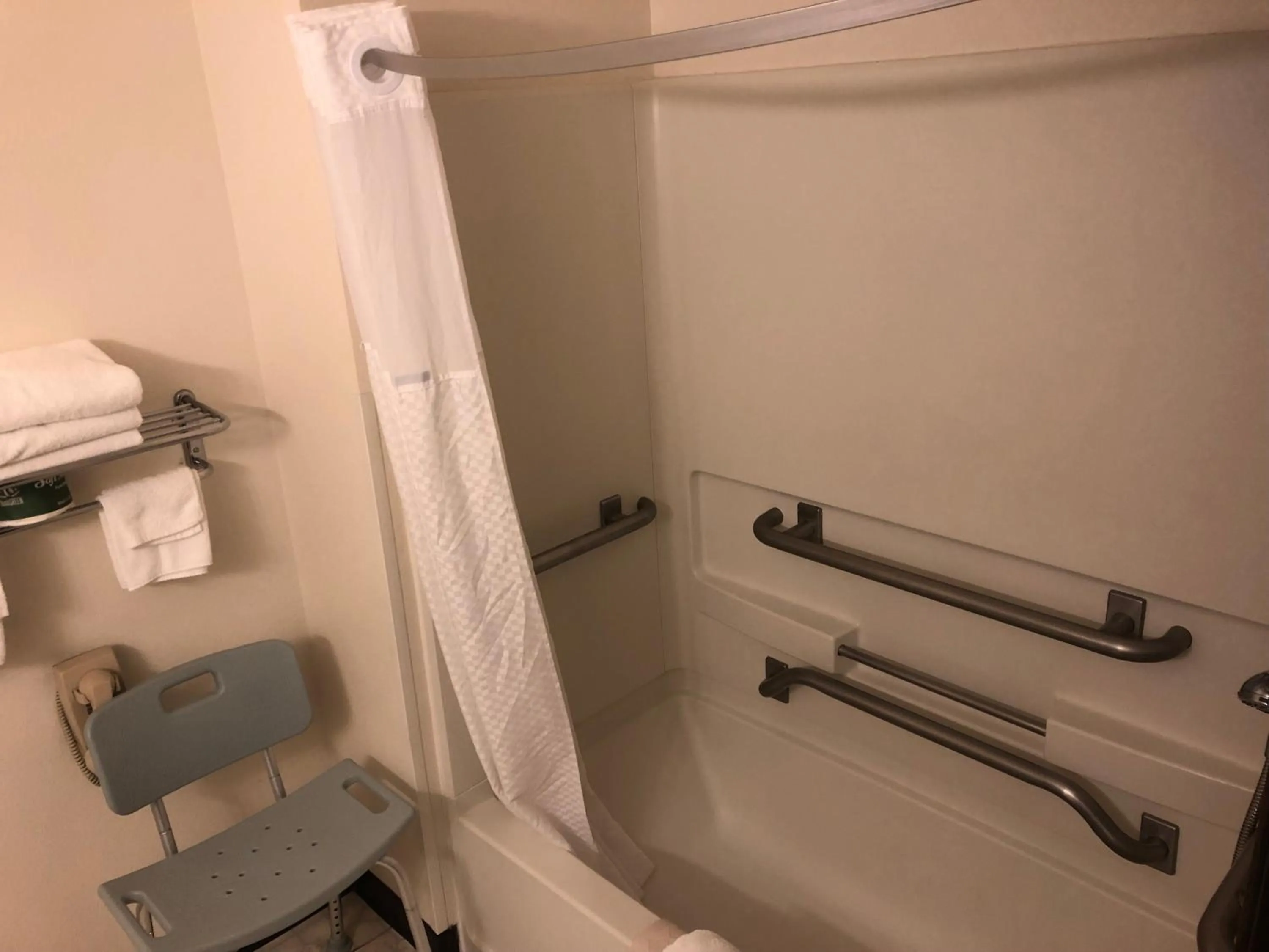 Bathroom in Super 8 by Wyndham Pendleton