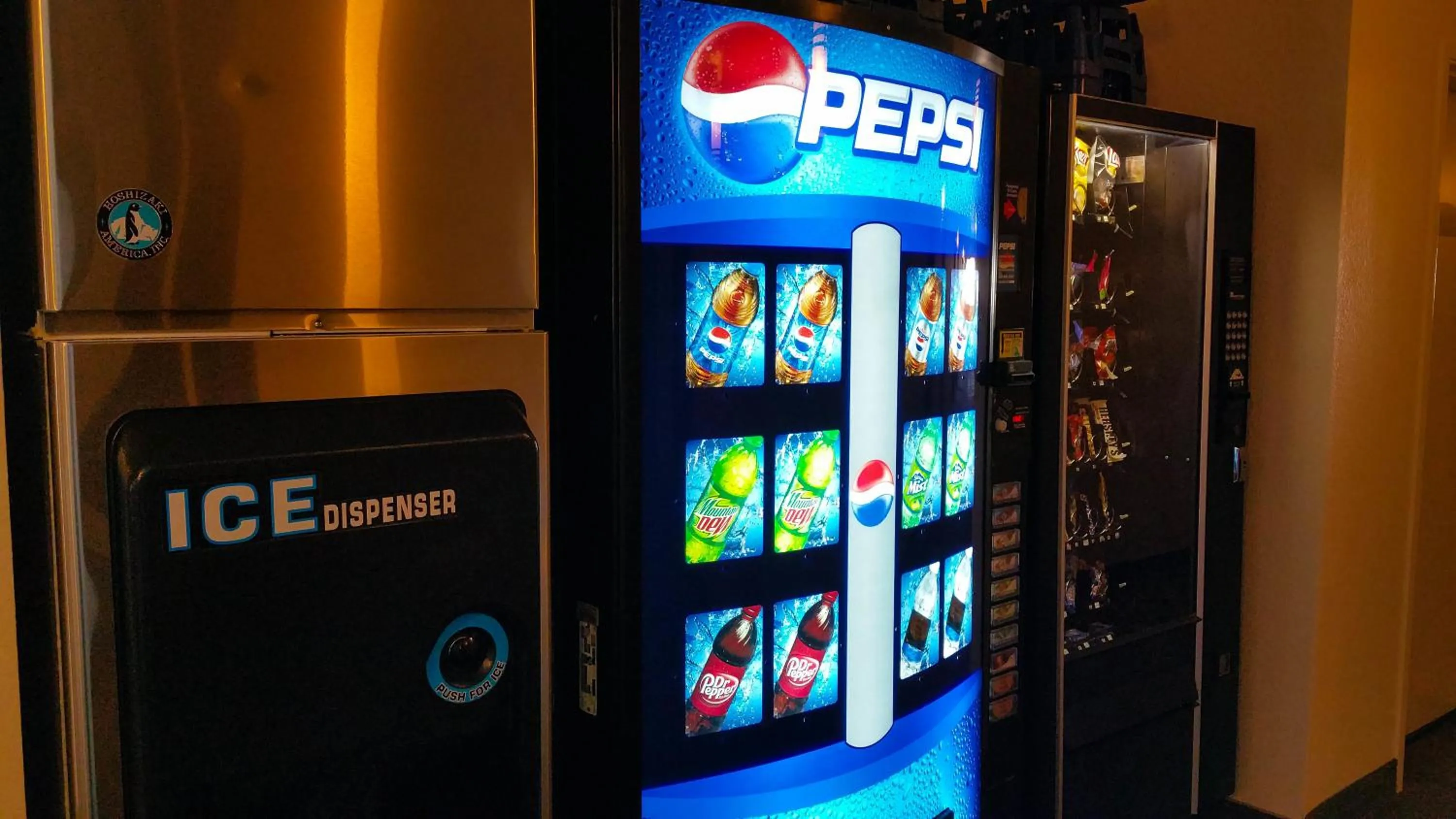 Food in A Riverside Inn Travelodge by Wyndham