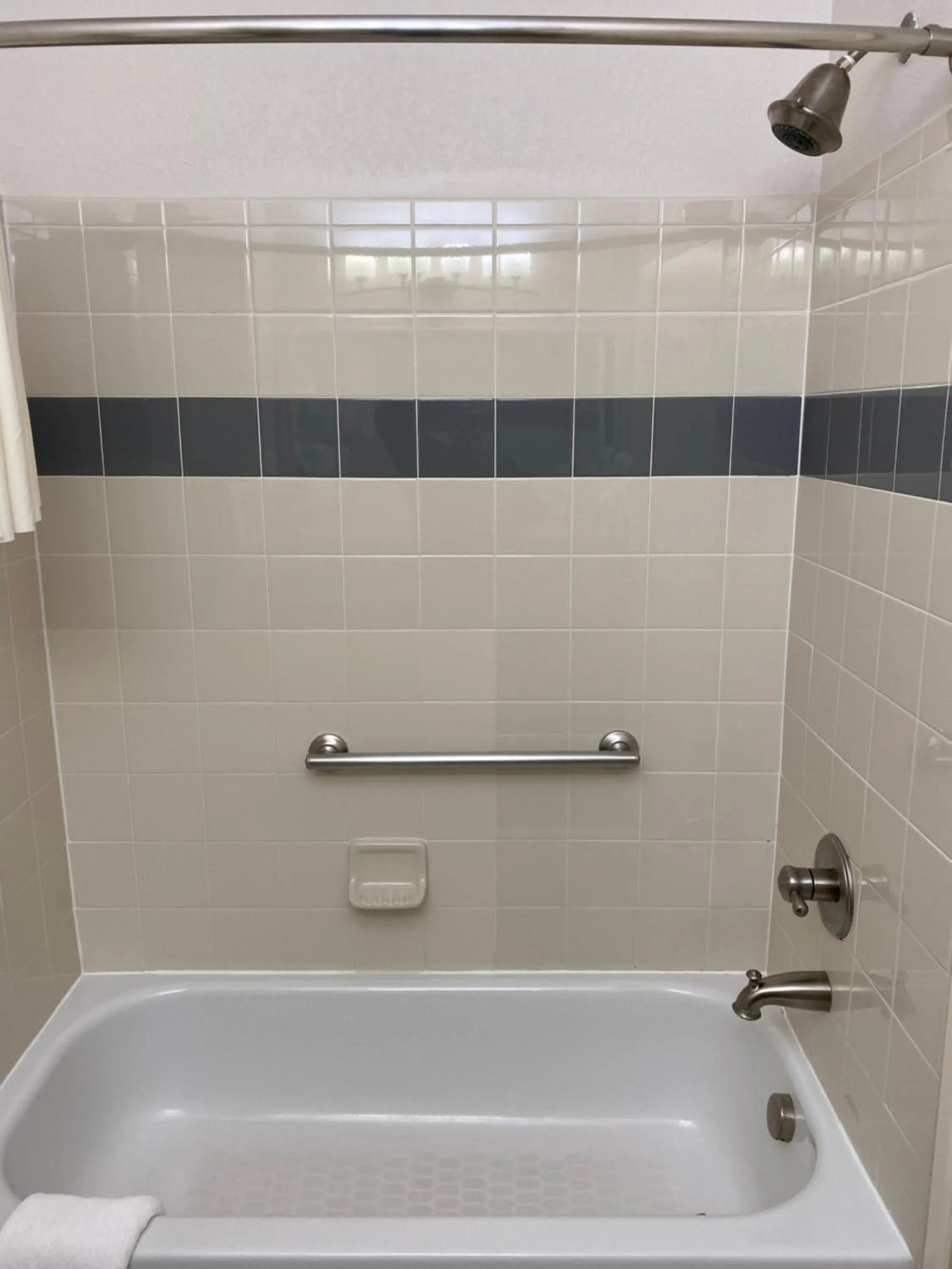 Bathroom in A Riverside Inn Travelodge by Wyndham