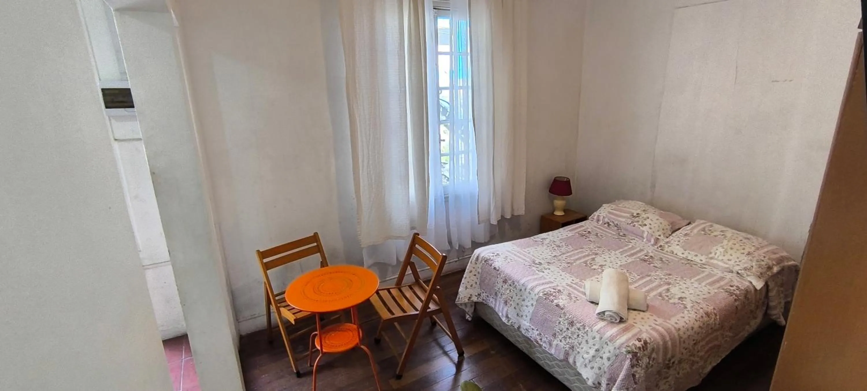 Bed in Comarca Valparaíso