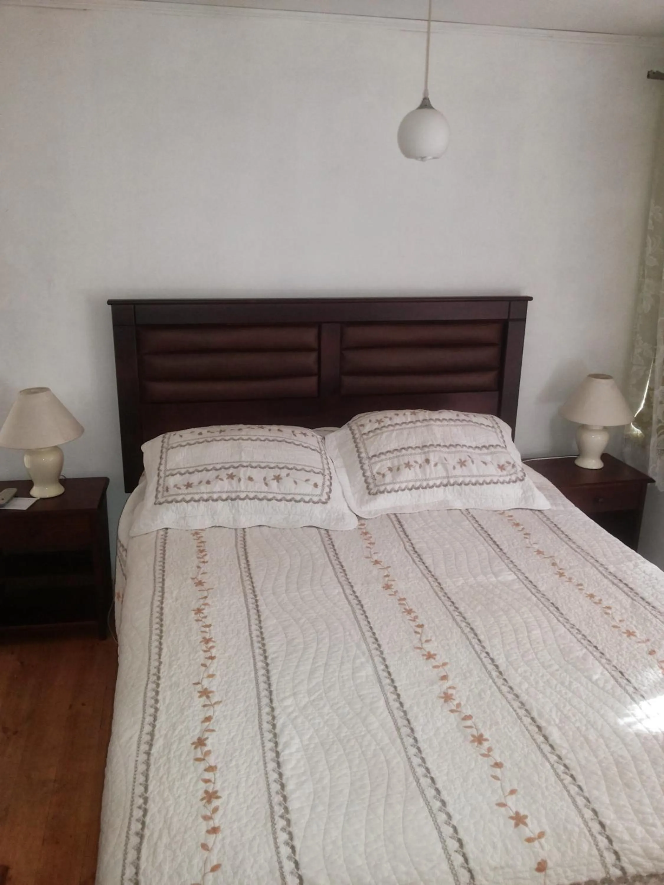 Bedroom, Bed in Comarca Valparaíso