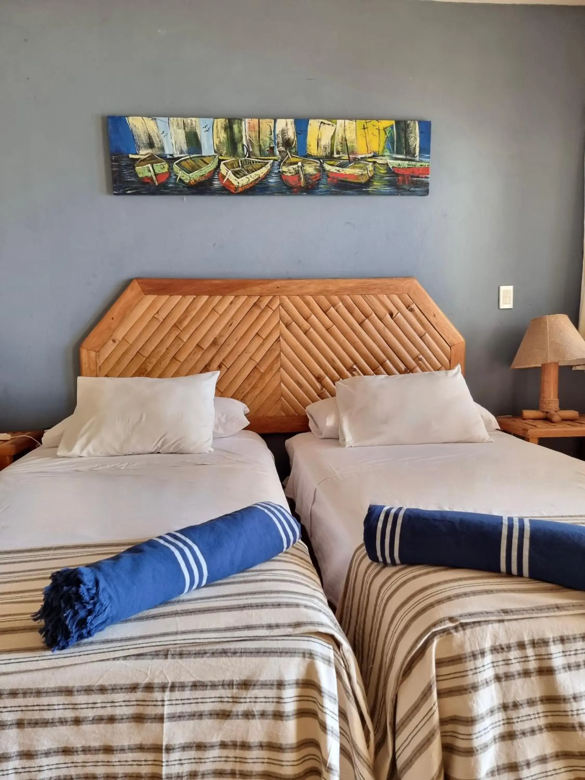 Deluxe Double or Twin Room with Sea View in Mancora Beach Hotel Deluxe Double or Twin Room with Sea View in Mancora Beach Hotel