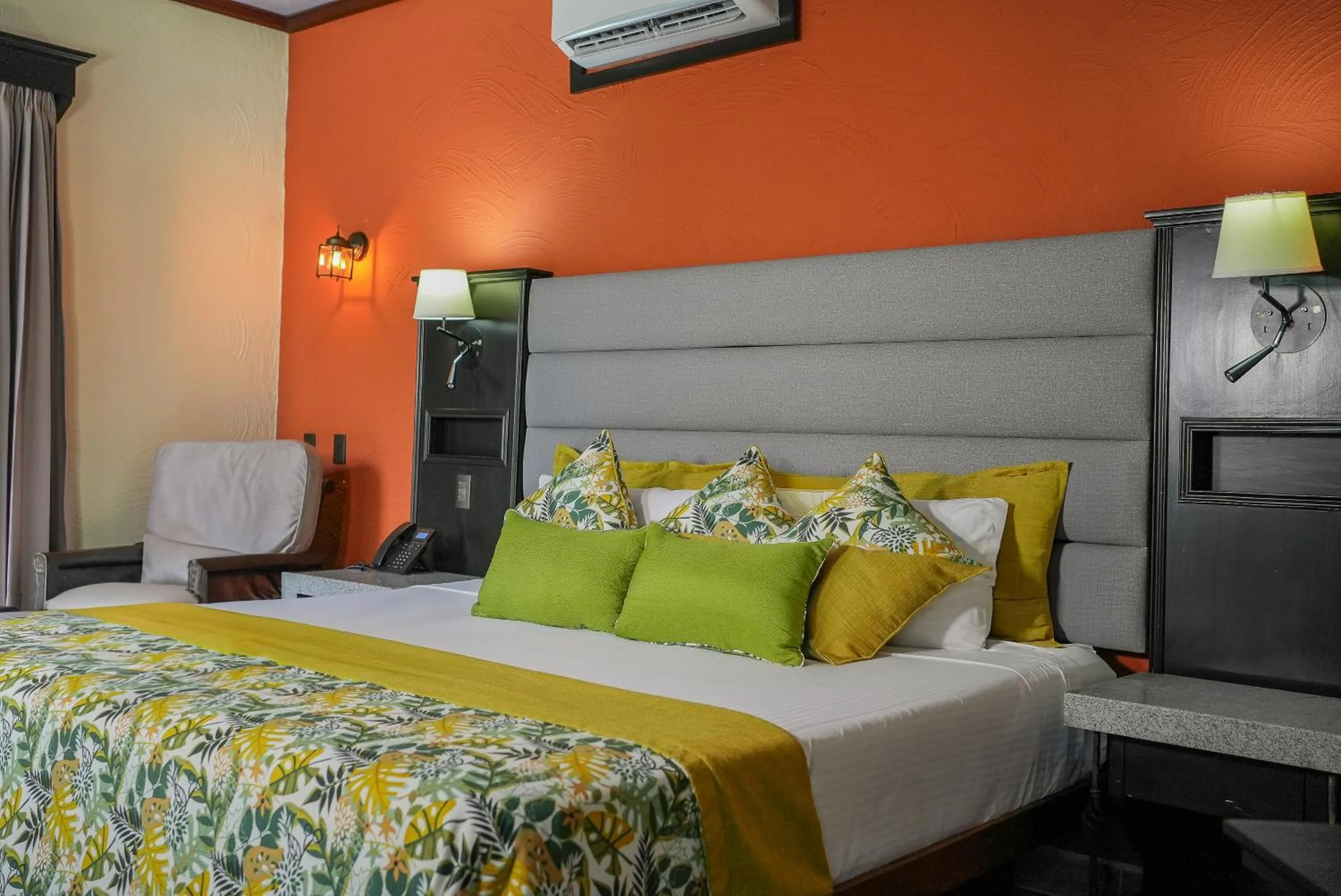 Bed in Hotel Arenal Springs Resort & Spa