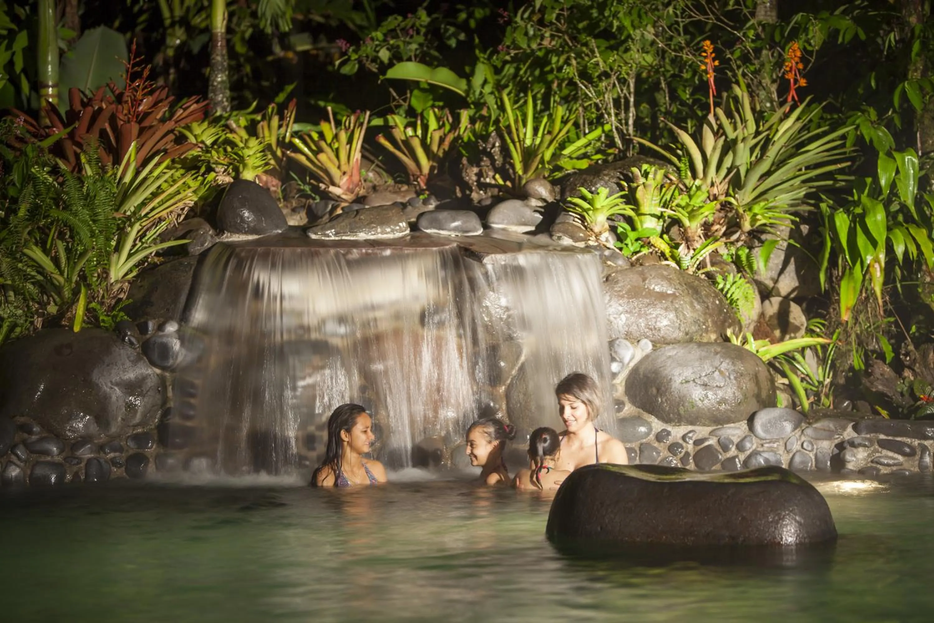 Swimming pool in Hotel Arenal Springs Resort & Spa