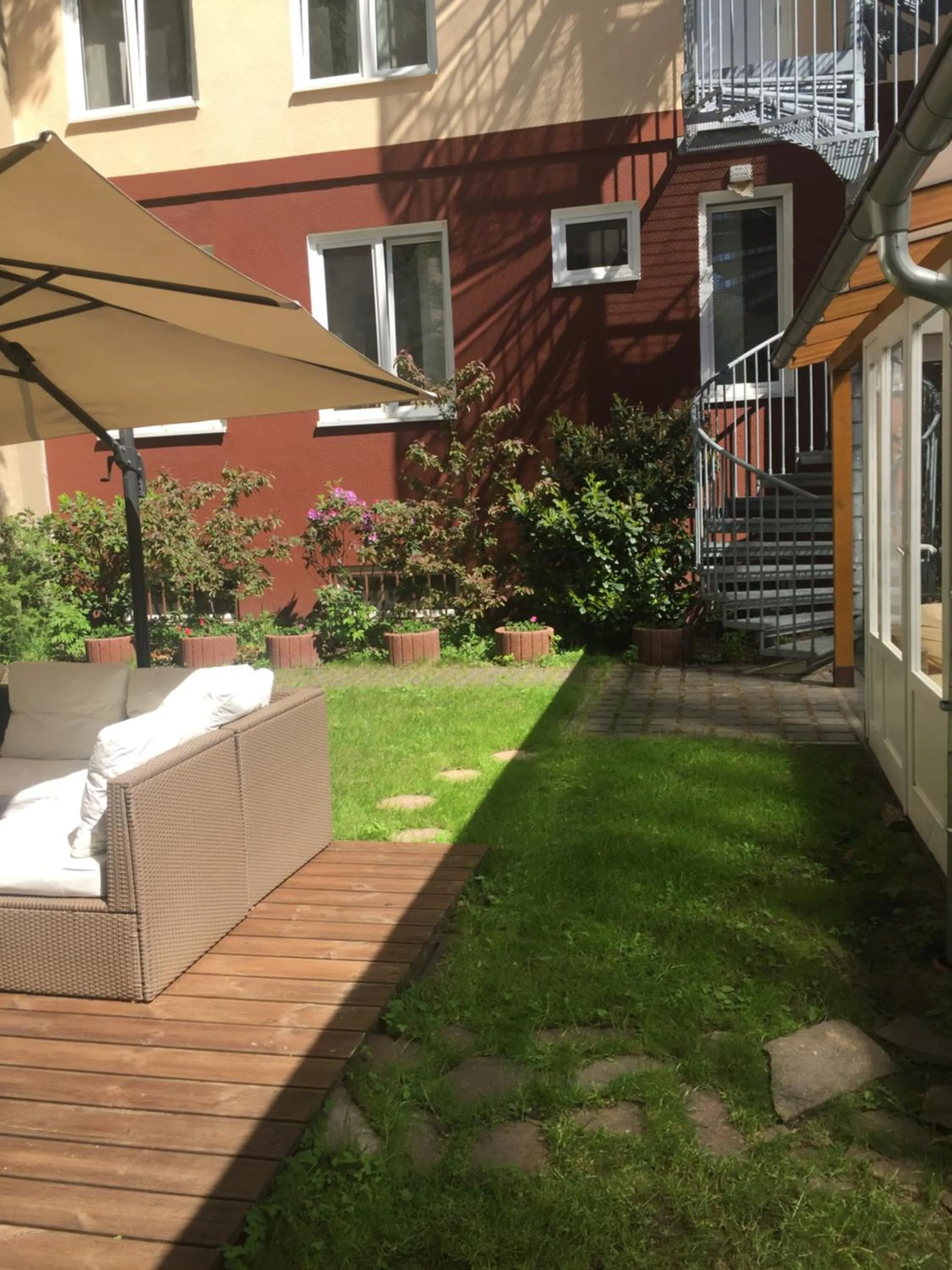 Garden in Apple City Hotel