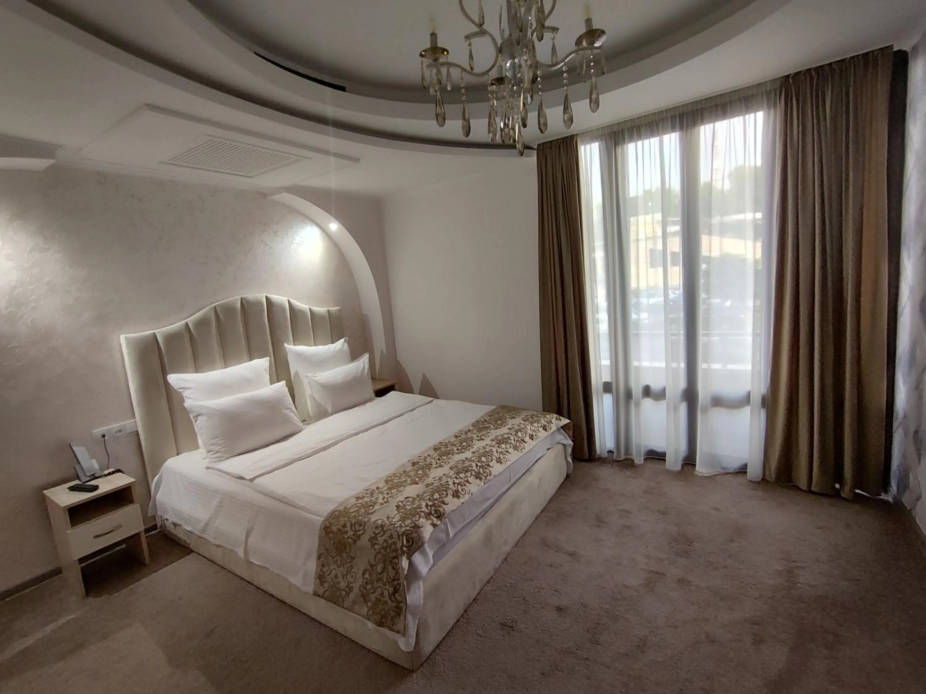 Photo of the whole room, Bed in DeLin Hotel And Tours