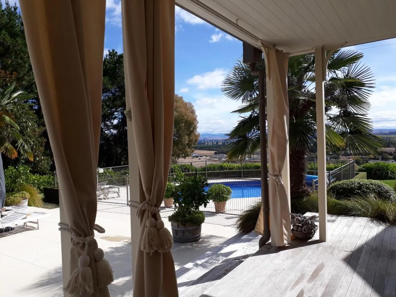 Swimming pool in The Manse