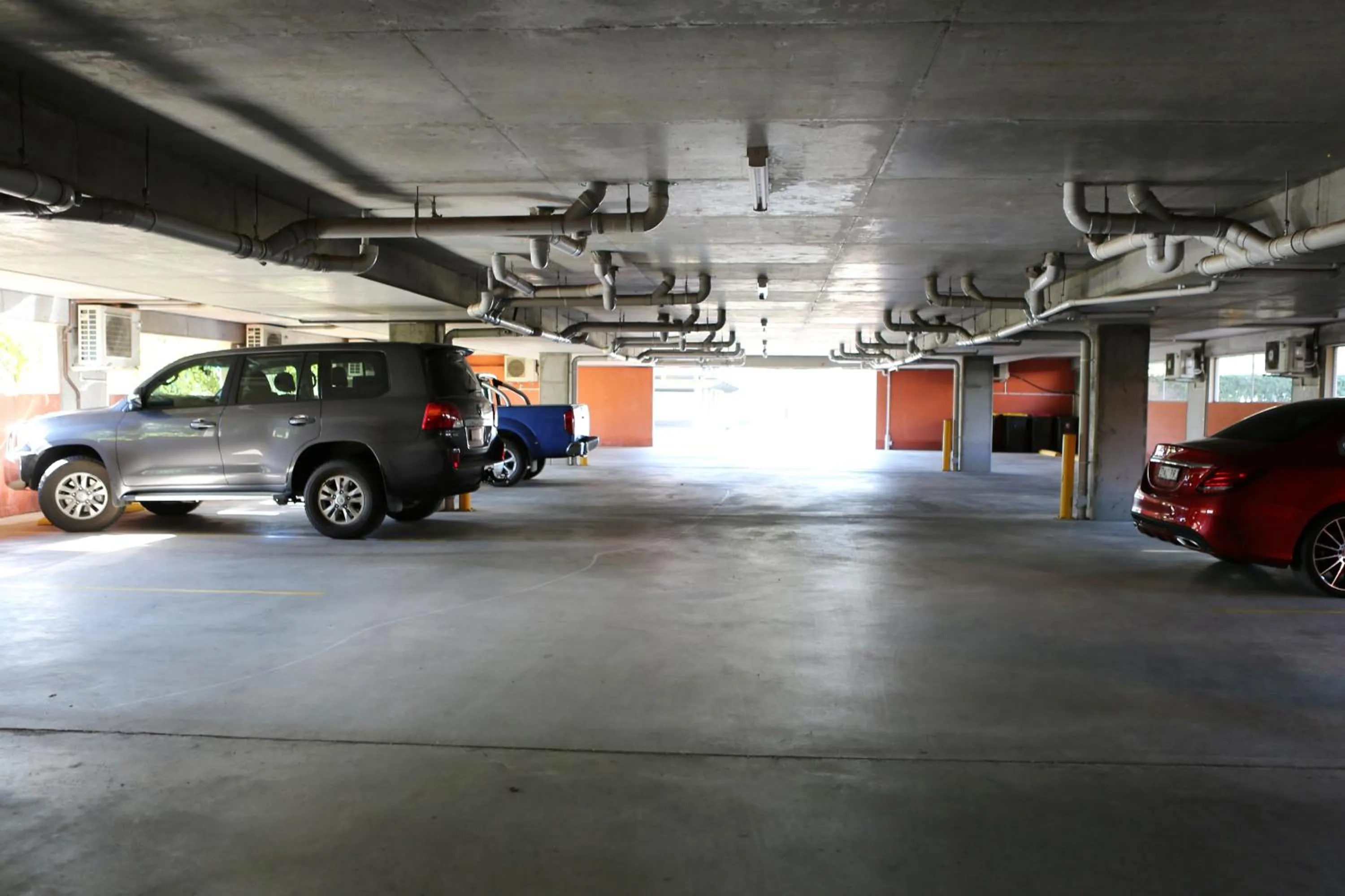 Property building in Forbes Victoria Inn