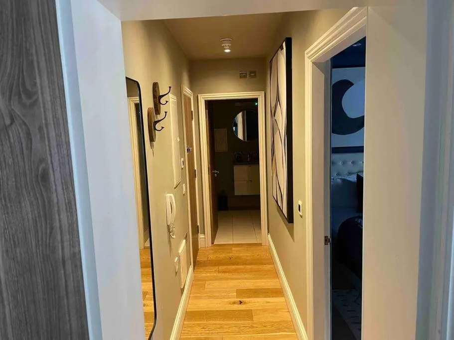 Stunning apartment by The Leas, West End