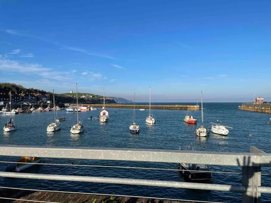 Stunning apartment by The Leas, West End