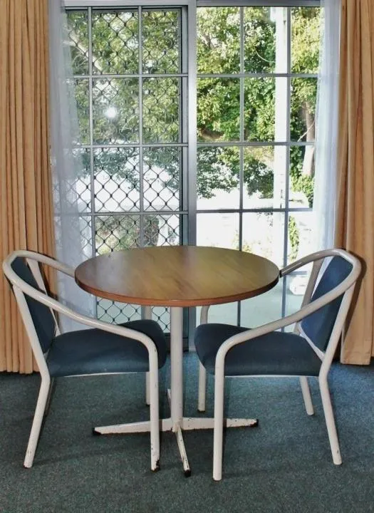 Decorative detail in Colonial Court Motor Inn