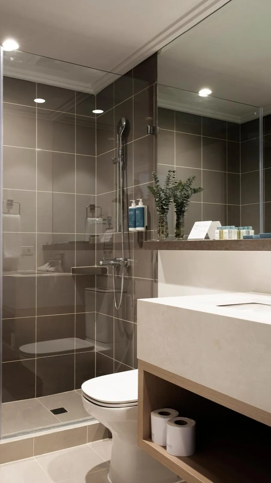 Bathroom in Aruga Apartments by Rockwell Makati