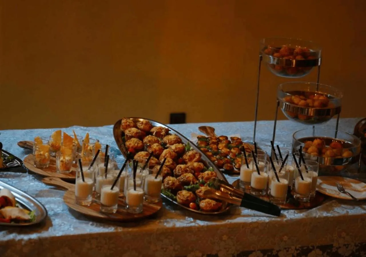 Restaurant/places to eat in PARAISO DAKHLA