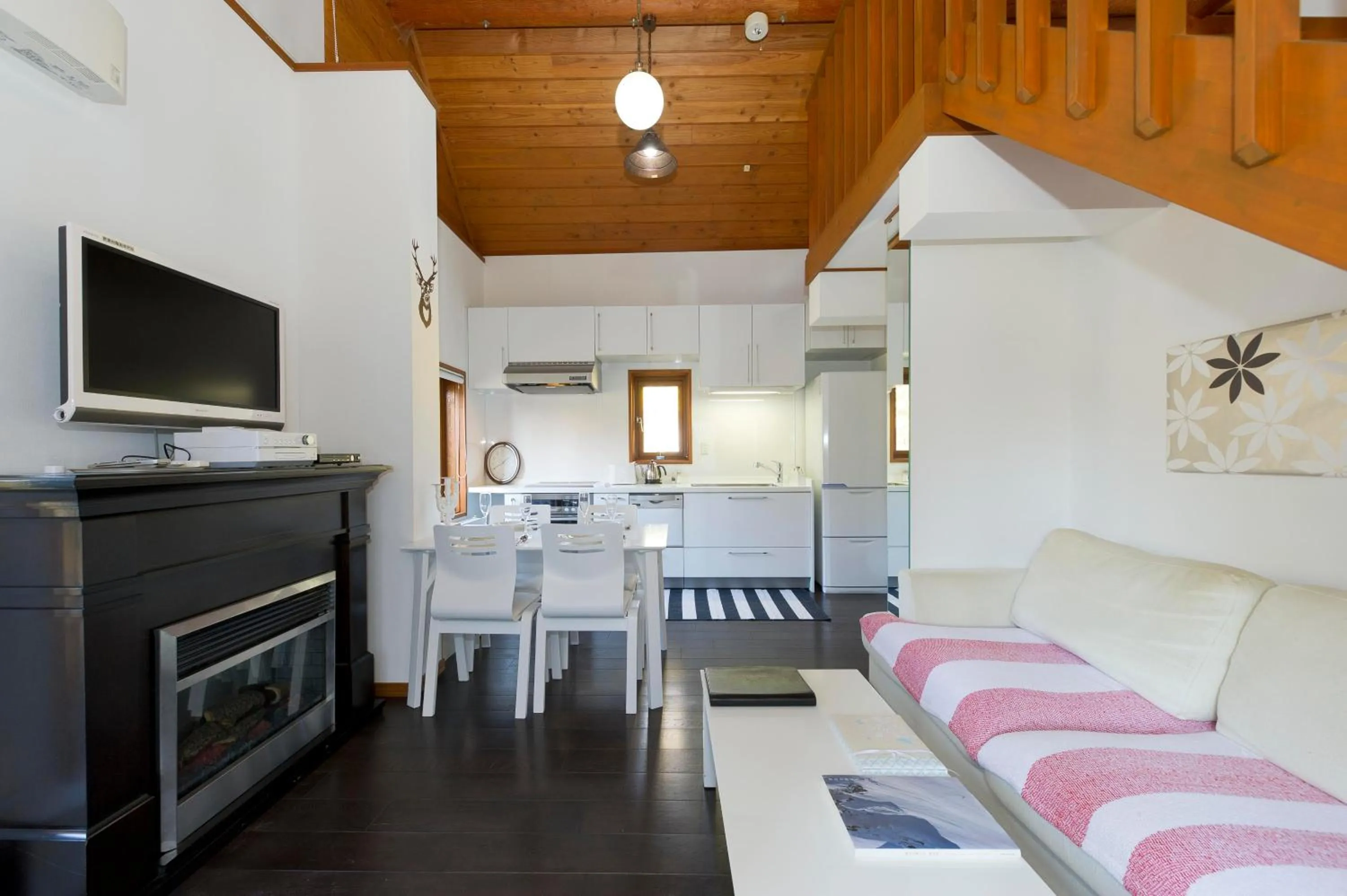 Living room in Nupuri Cottage