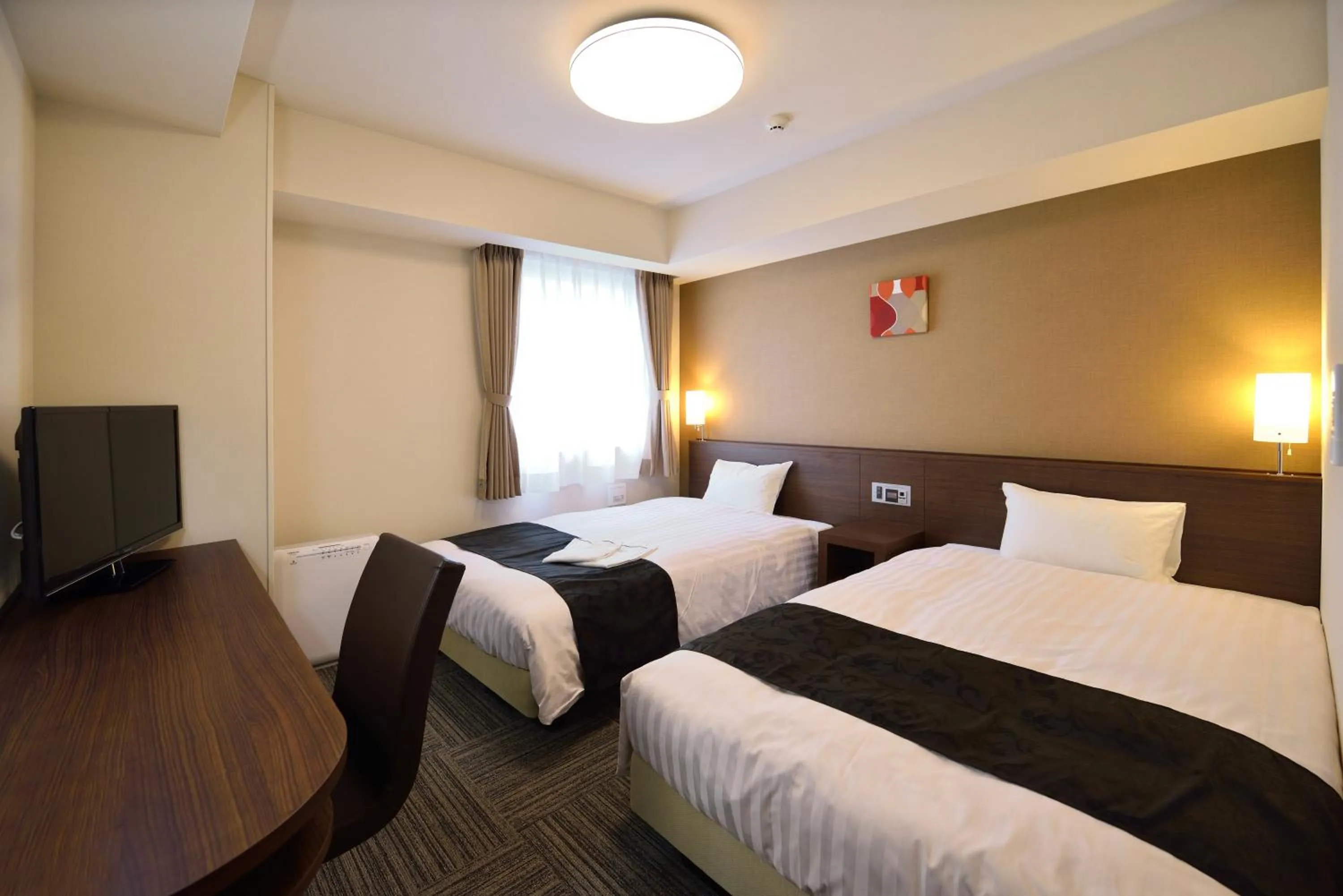 Photo of the whole room, Bed in Sunrise Inn Iwaki
