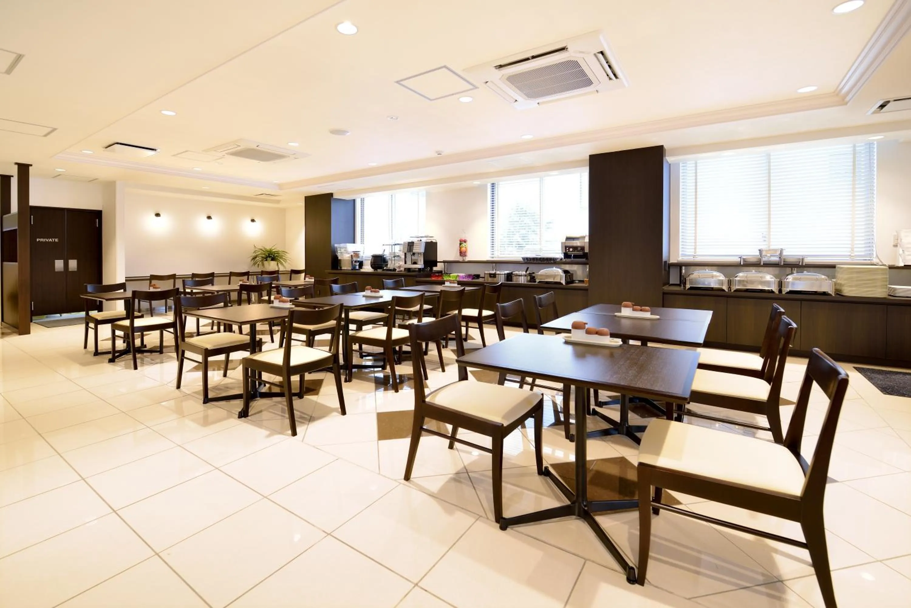 Restaurant/places to eat in Sunrise Inn Iwaki