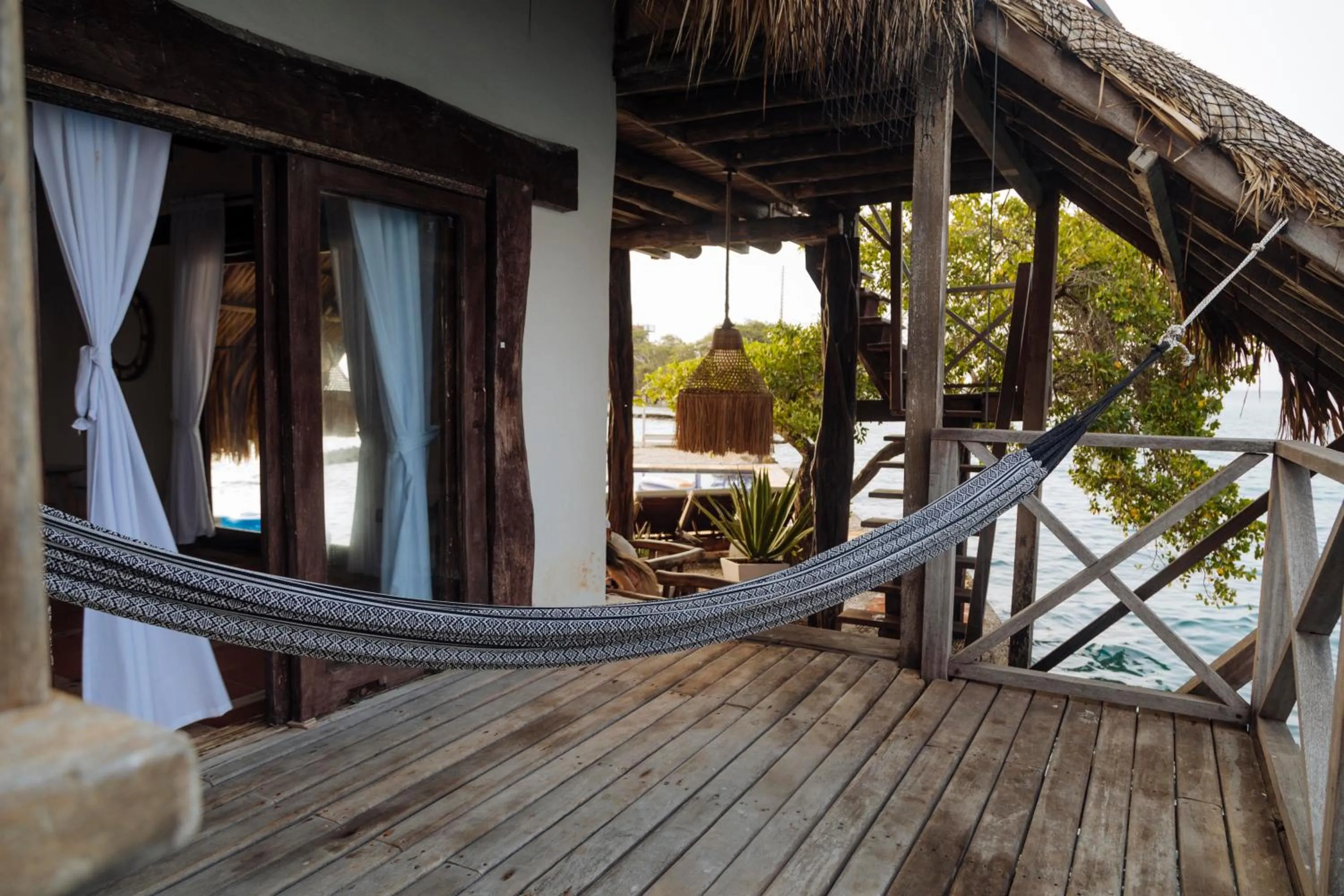 Balcony/Terrace in Isla Kalua - Private Ocean Villa
