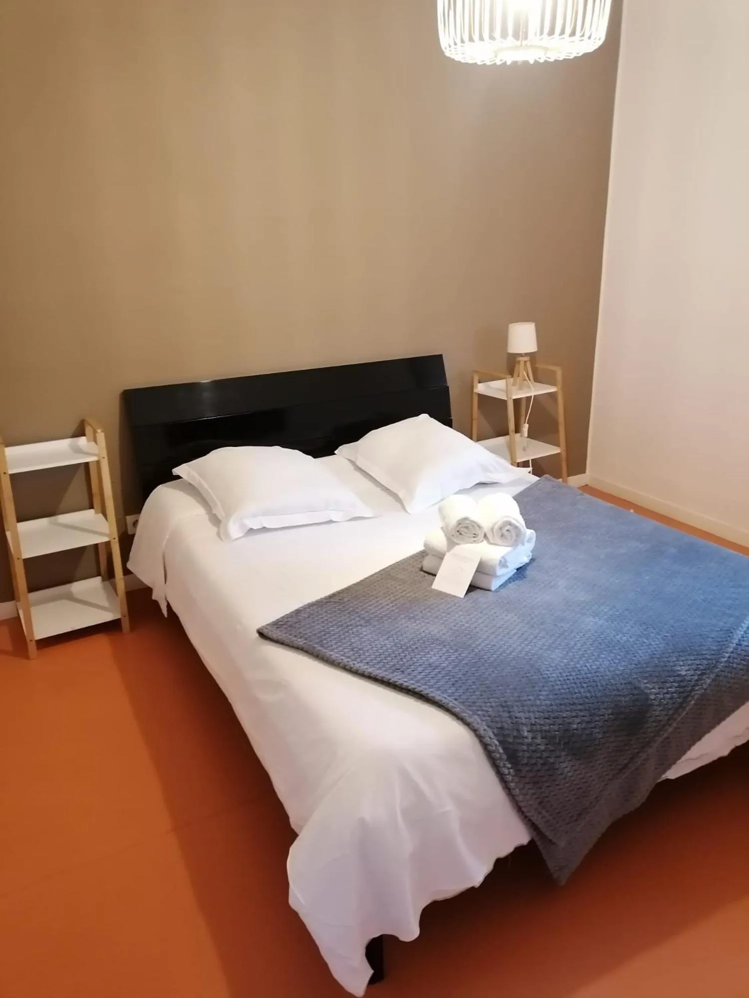 Bedroom, Bed in Hôtel Restaurant Platanes - KB HOTEL GROUP