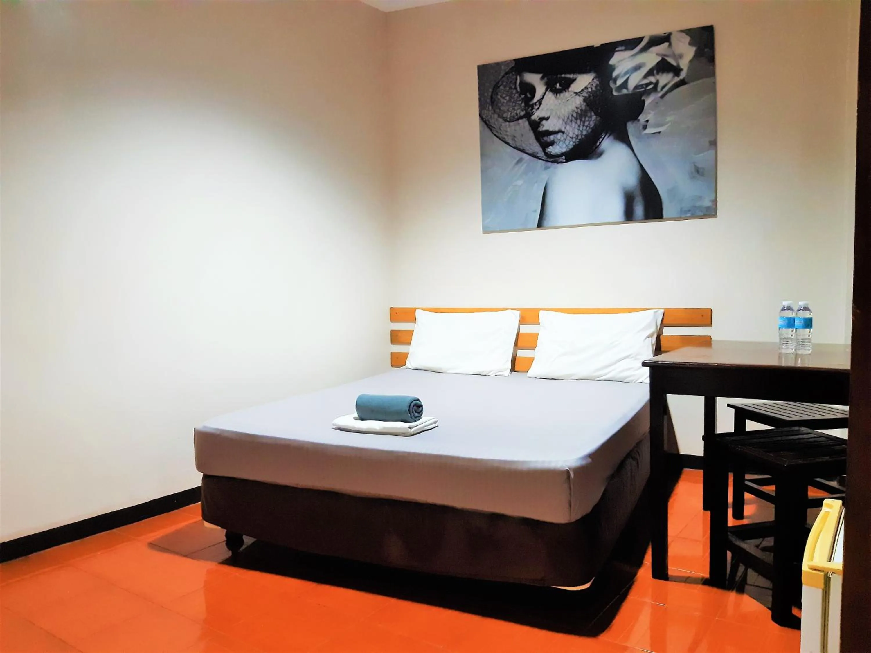 Bed in Hotel California Suite