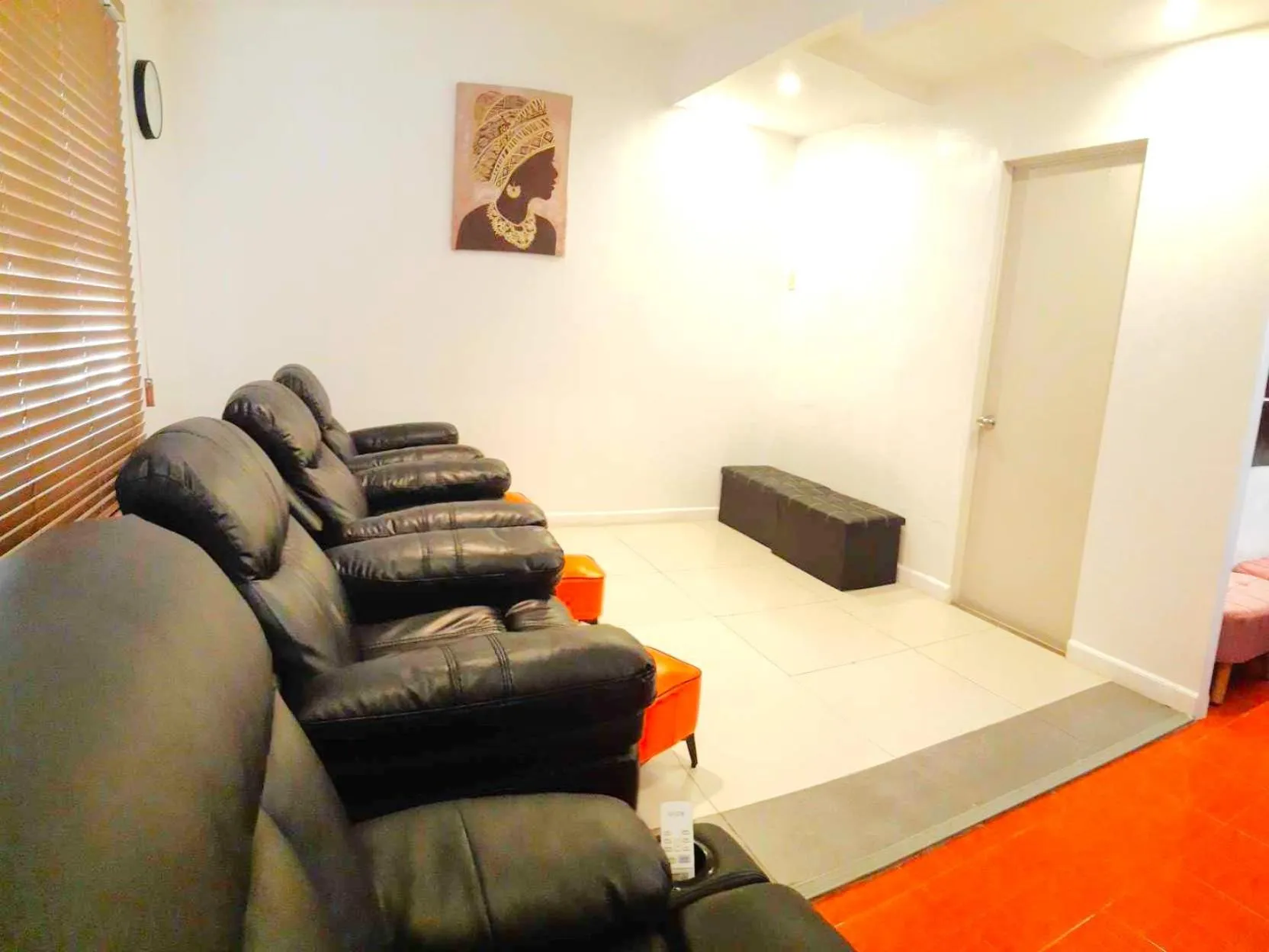 Massage in Hotel California Suite