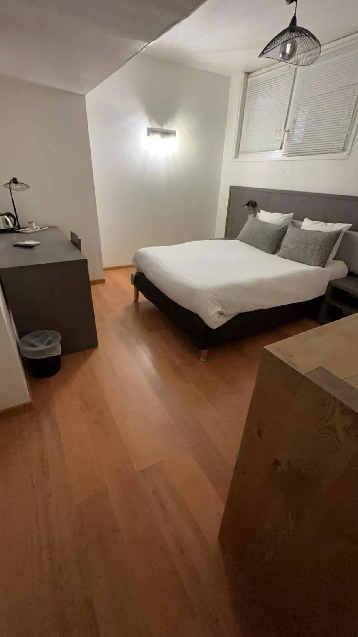 Bed in Icône Hôtel - Annecy