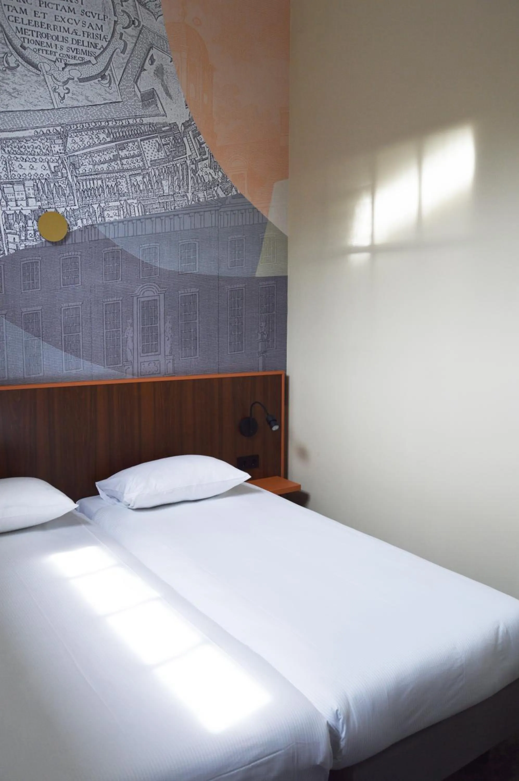 Bed in Fletcher Hotel Paleis Stadhouderlijk Hof