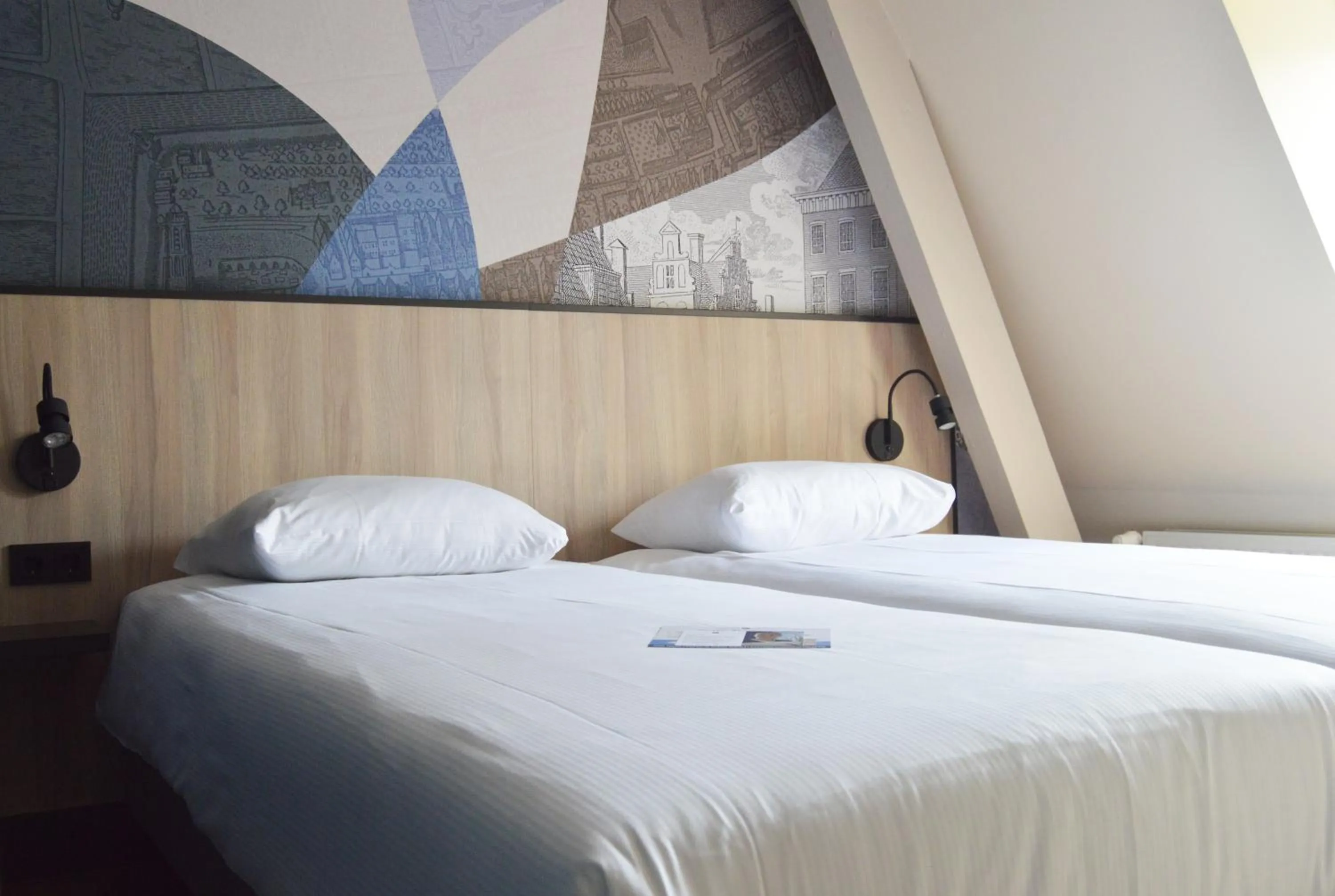 Bed in Fletcher Hotel Paleis Stadhouderlijk Hof