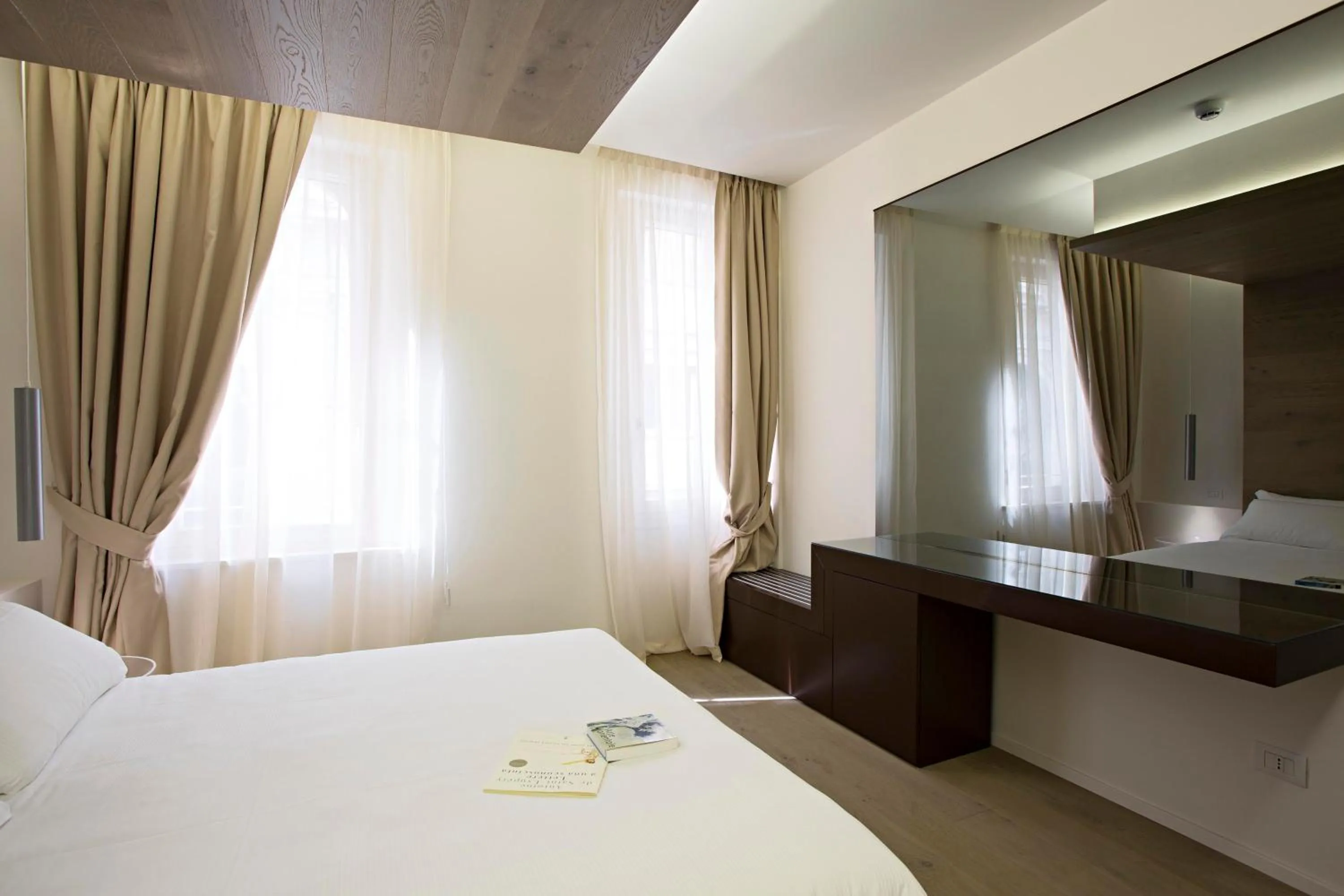 TV and multimedia, Bed in Borgoleoni 18 - Room and Breakfast