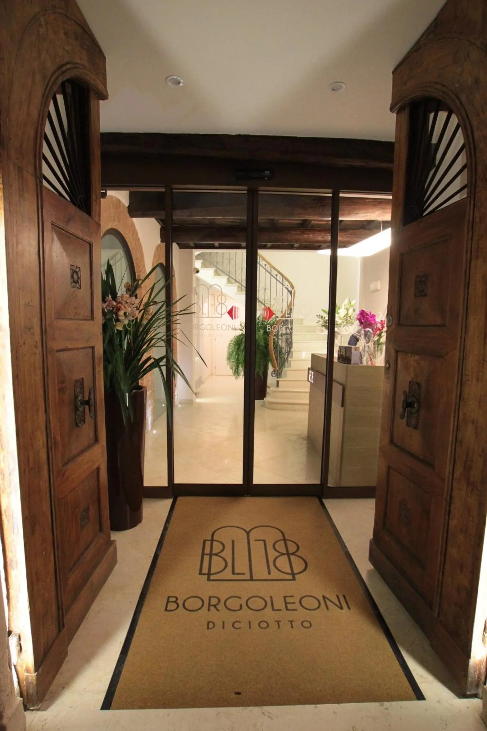 Facade/entrance in Borgoleoni 18 - Room and Breakfast