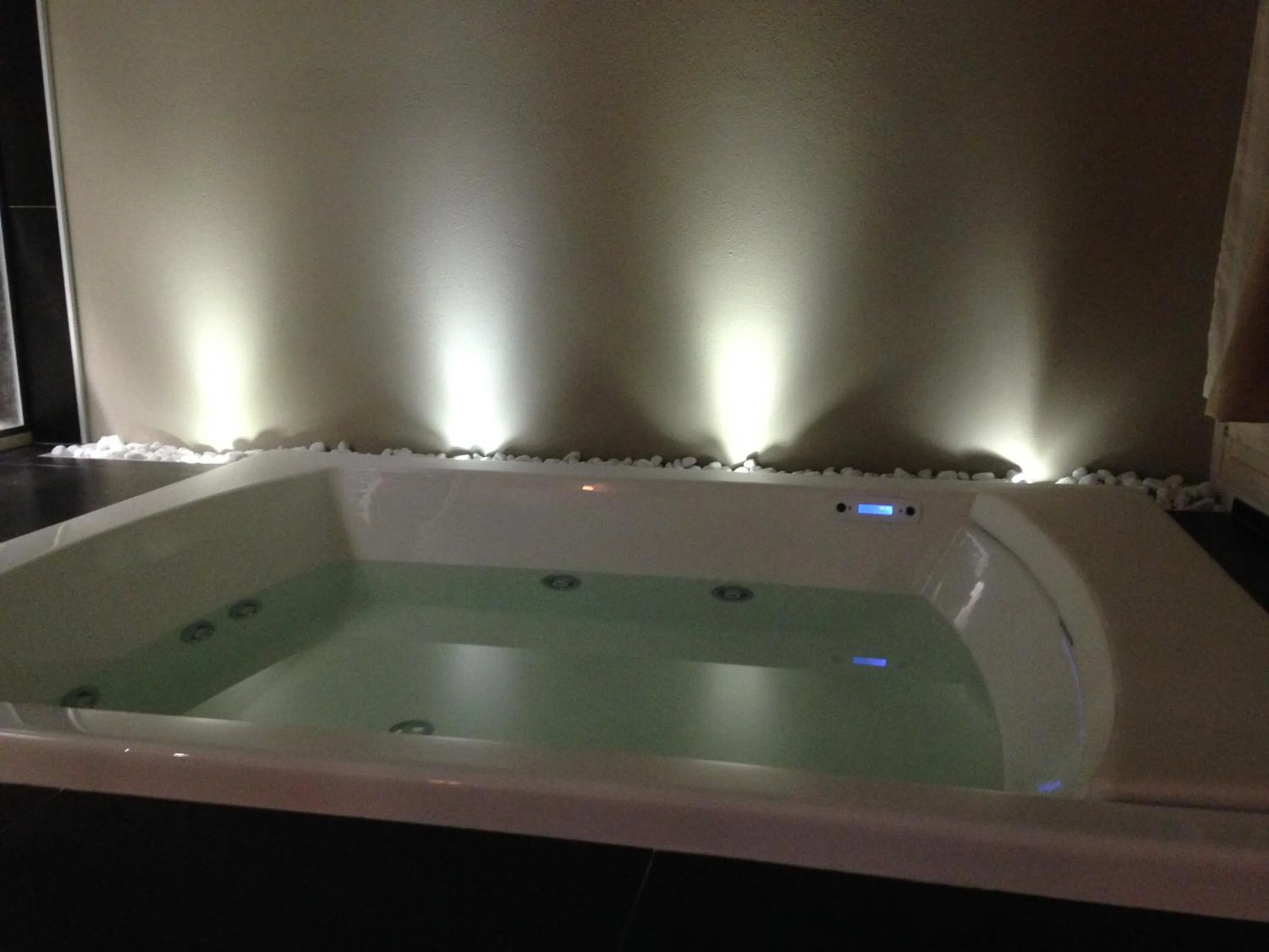 Decorative detail in Borgoleoni 18 - Room and Breakfast