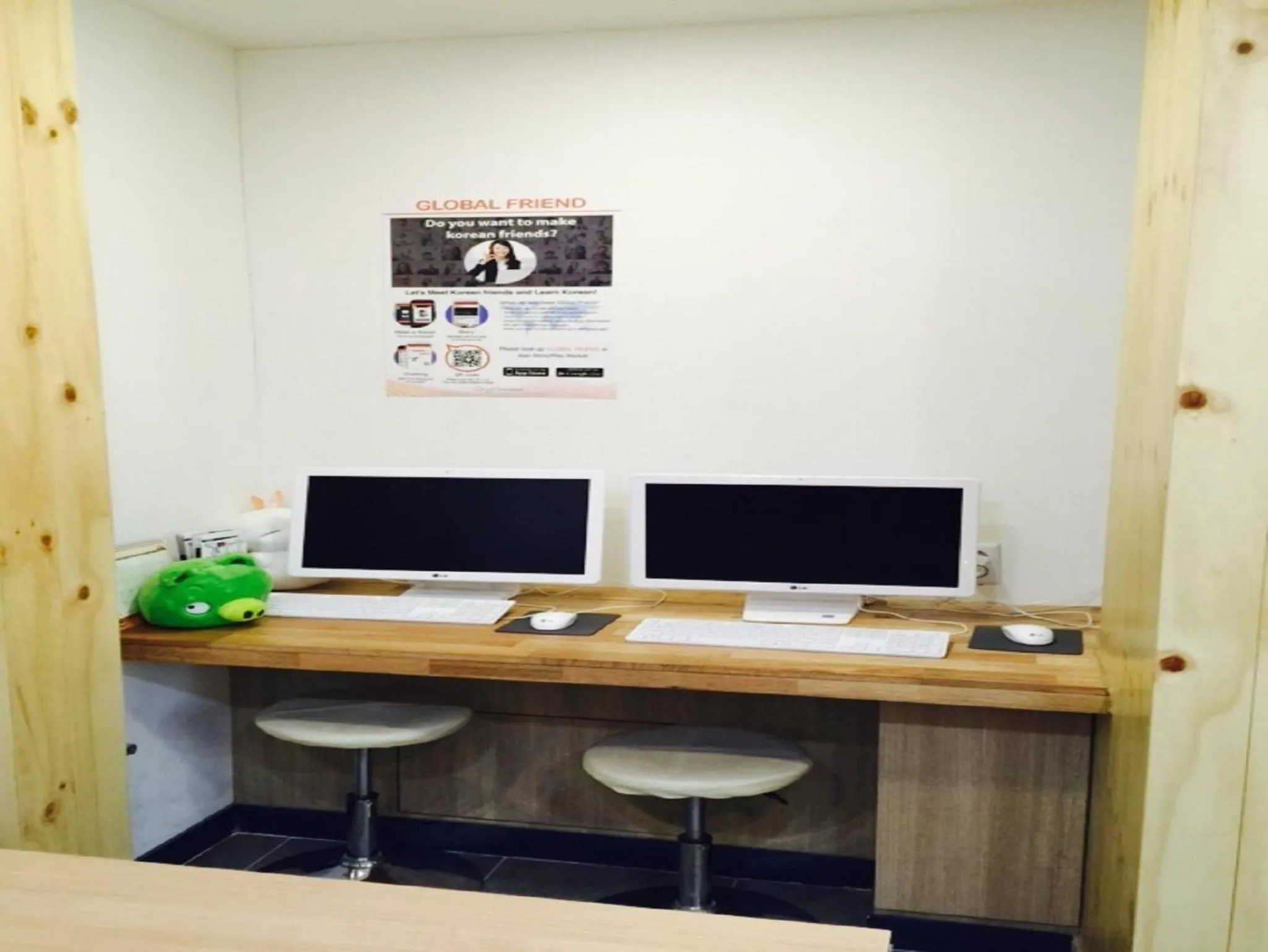 Communal lounge/ TV room in 24 Guesthouse Myeongdong Avenue