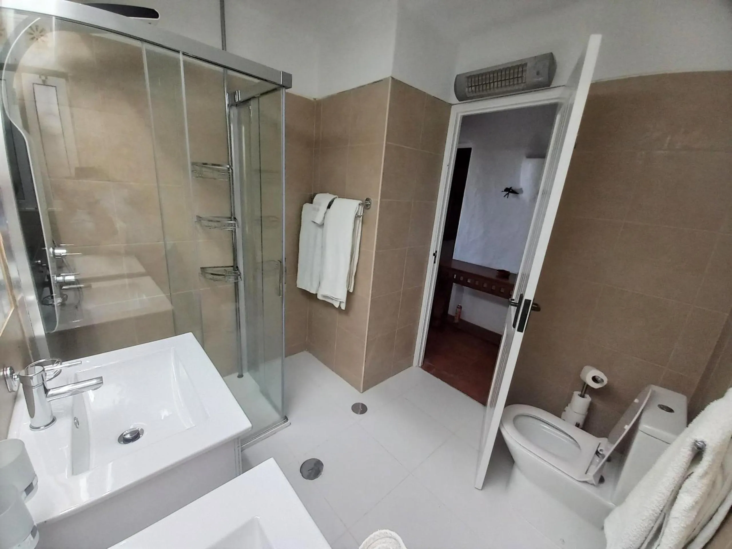 Shower in Quinta do Paraíso - Casa Colynda