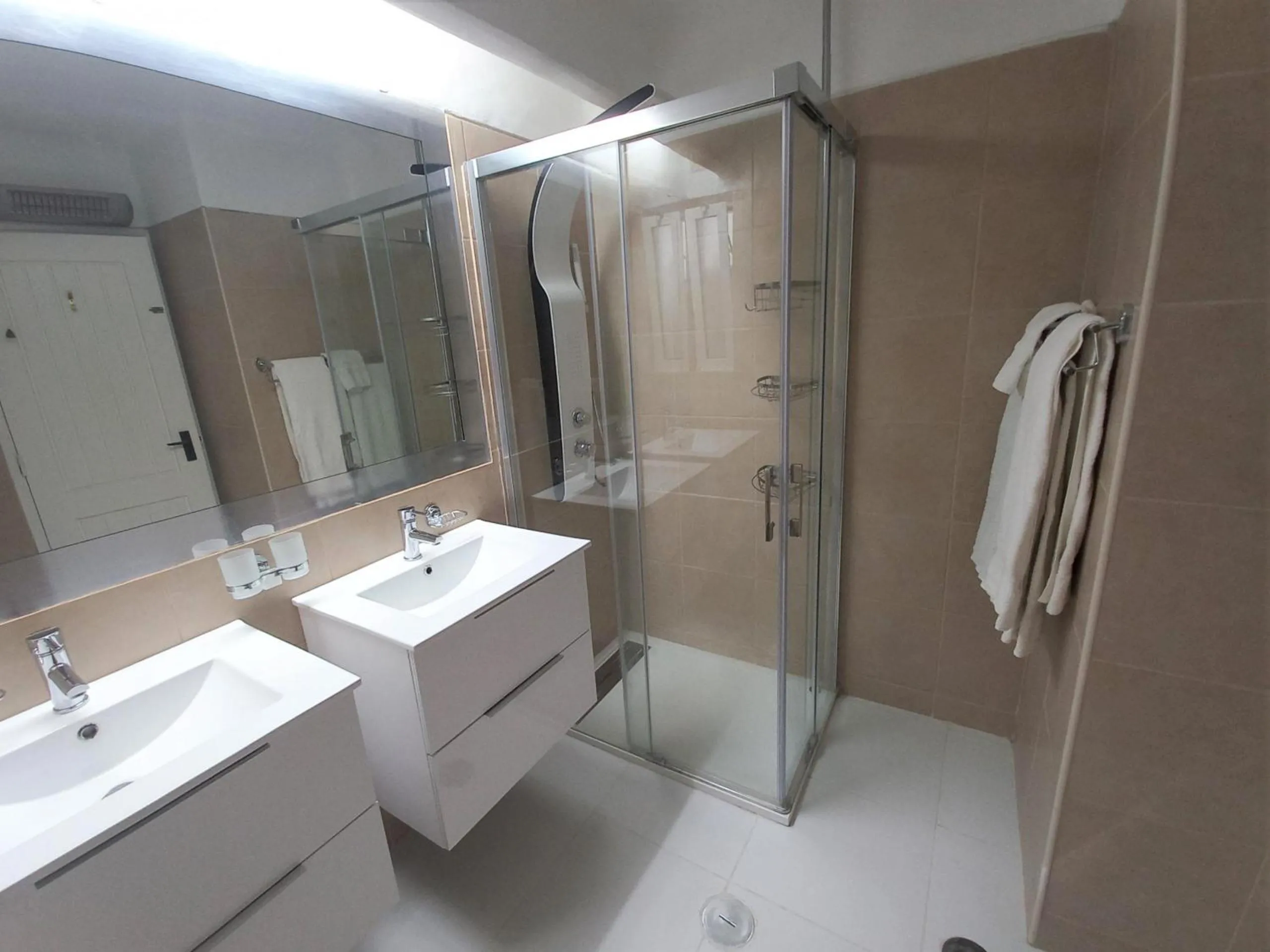 Shower in Quinta do Paraíso - Casa Colynda