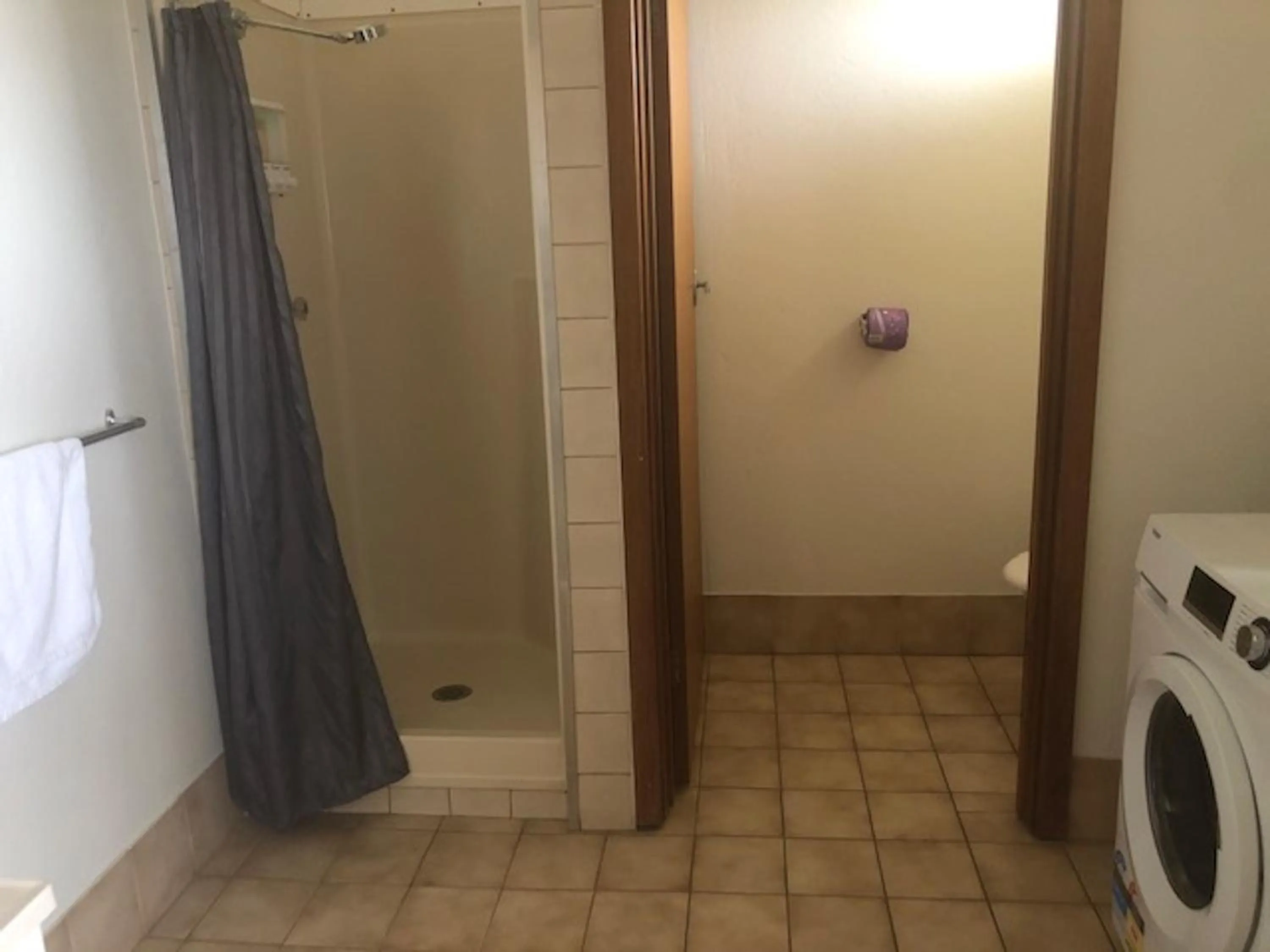 Shower in Augusta Escape Holiday Units