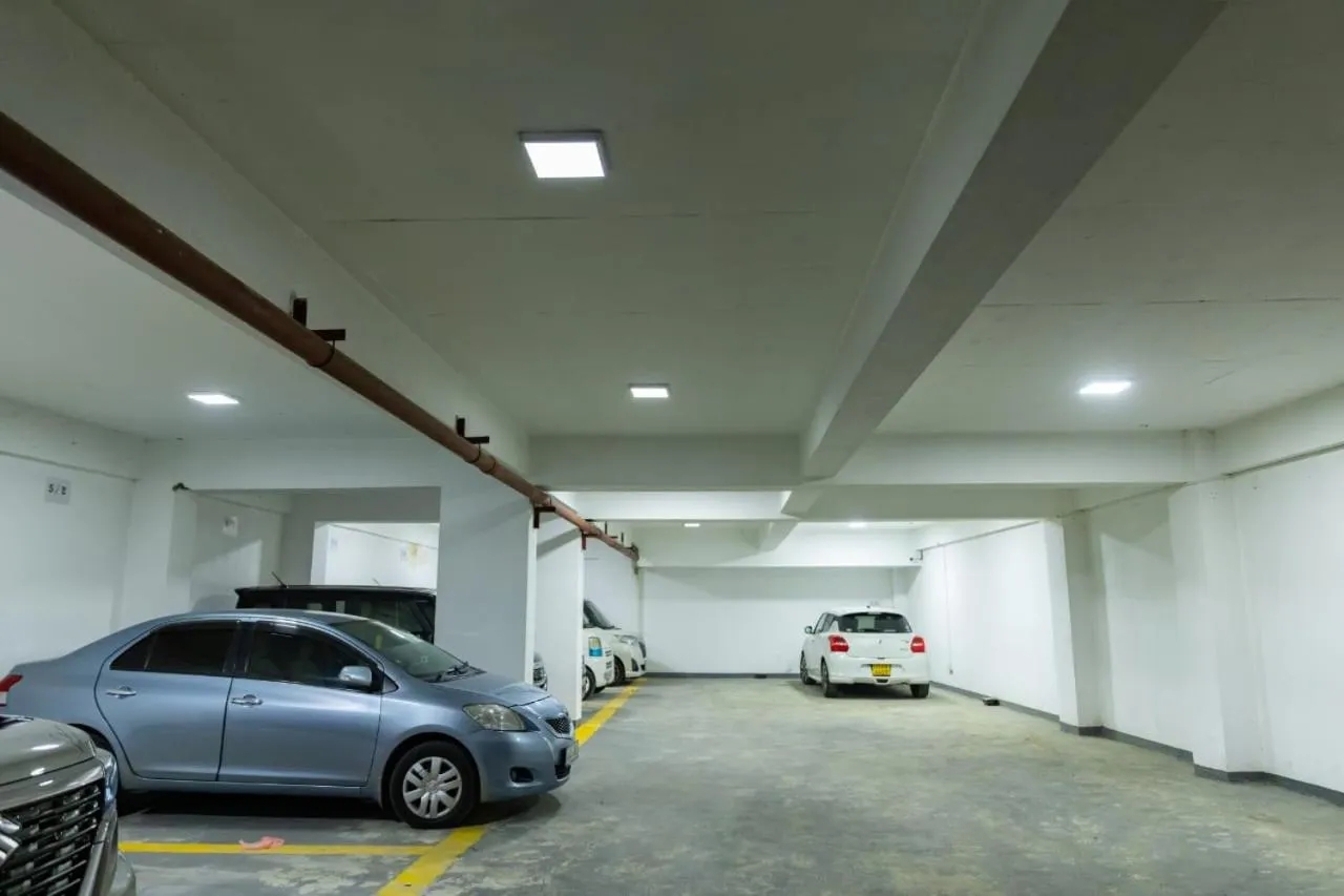 Parking in The Kings Colombo