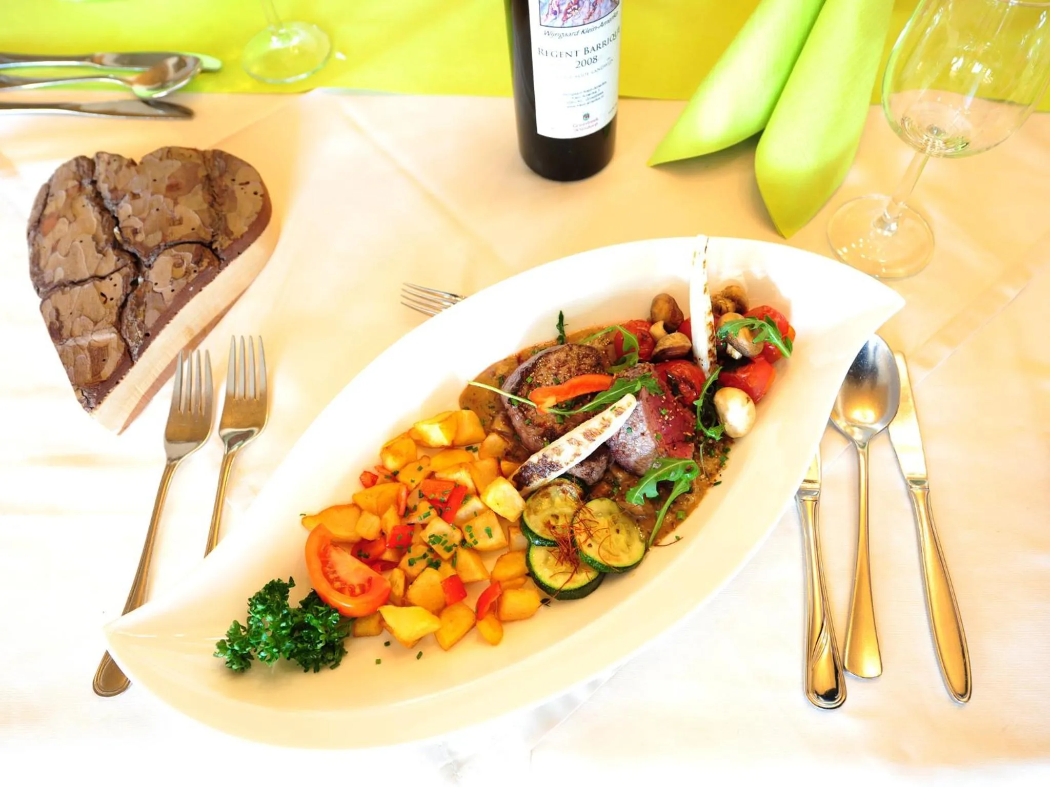 Food and drinks in Hotel Traube