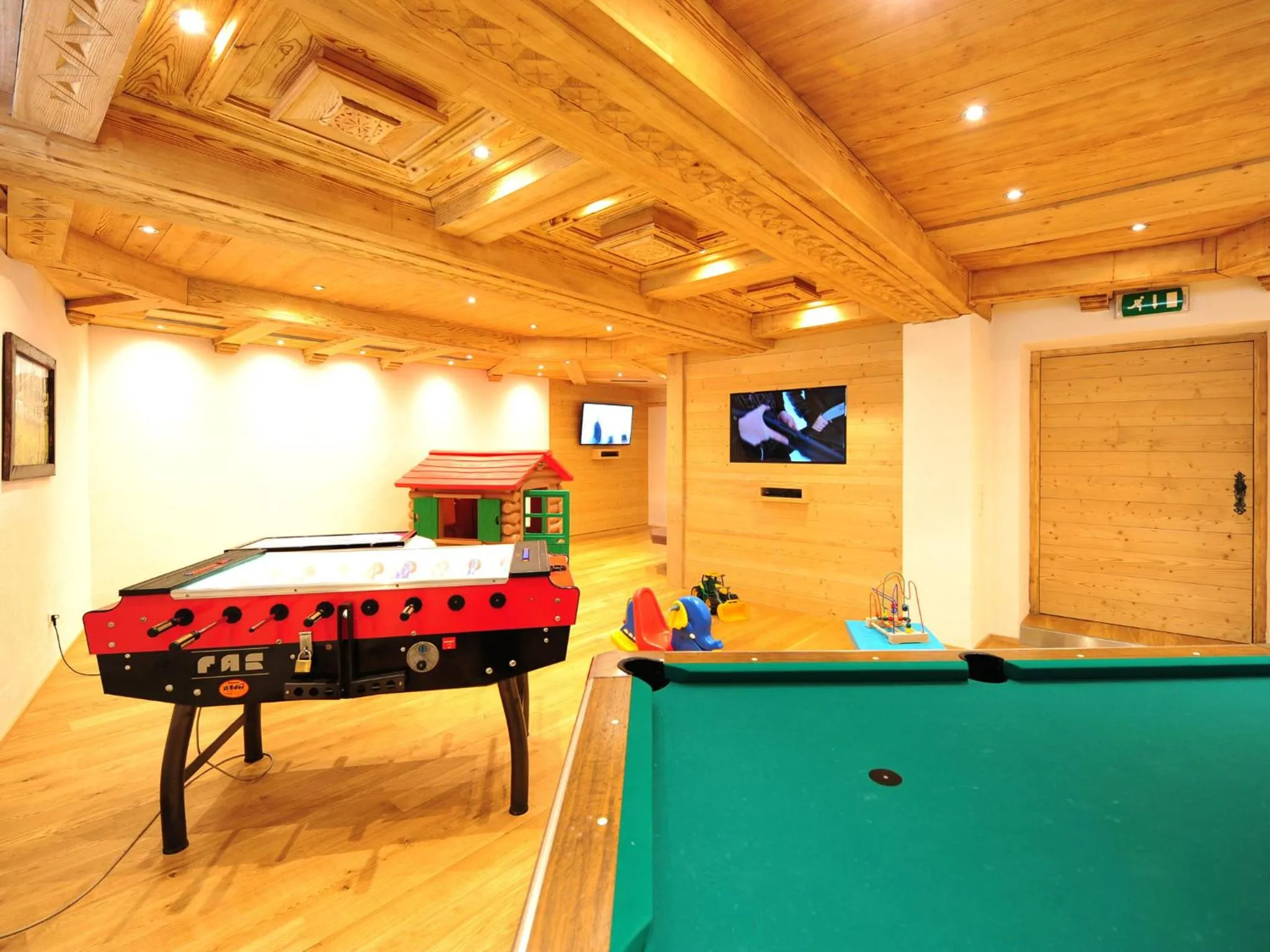 Game Room in Hotel Traube