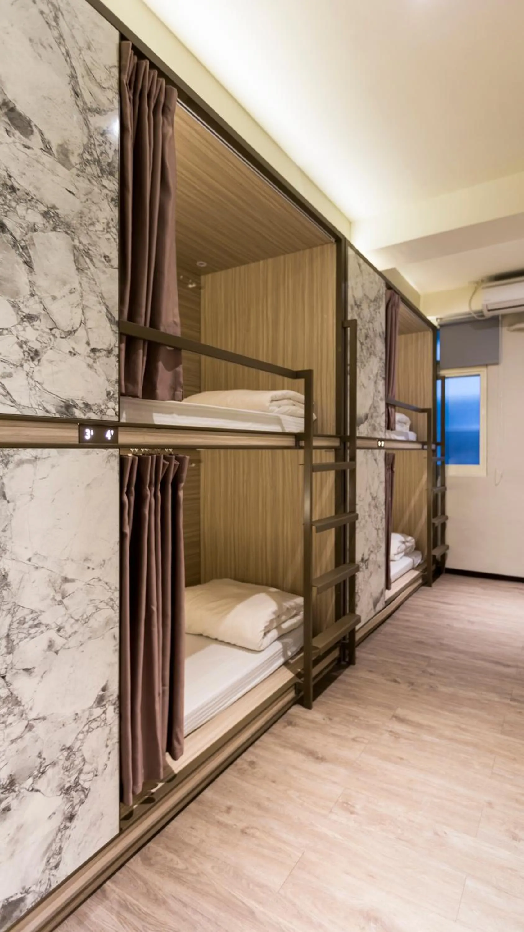 bunk bed, Bed in MEANDER Taipei