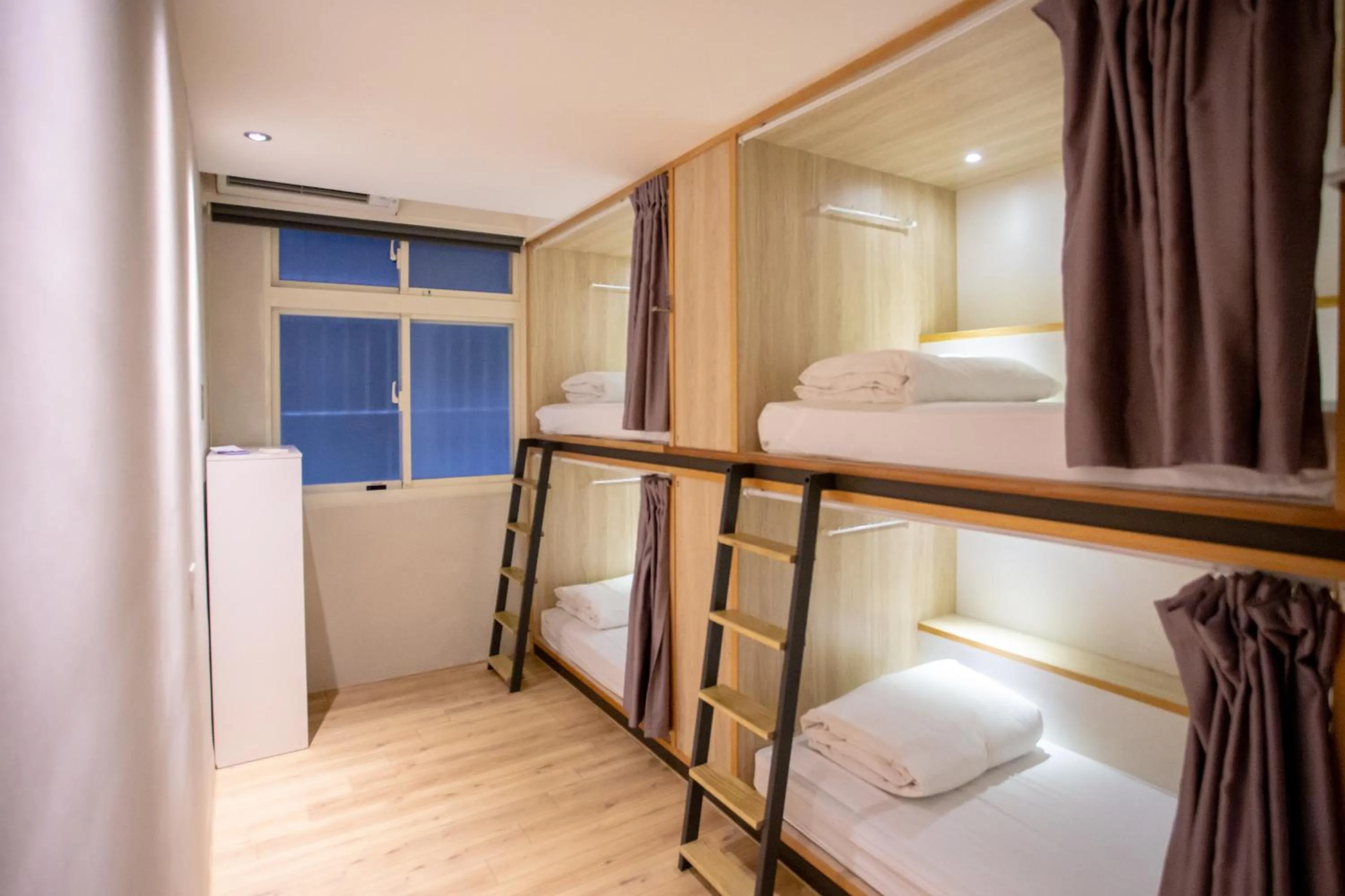 Photo of the whole room, Bed in MEANDER Taipei