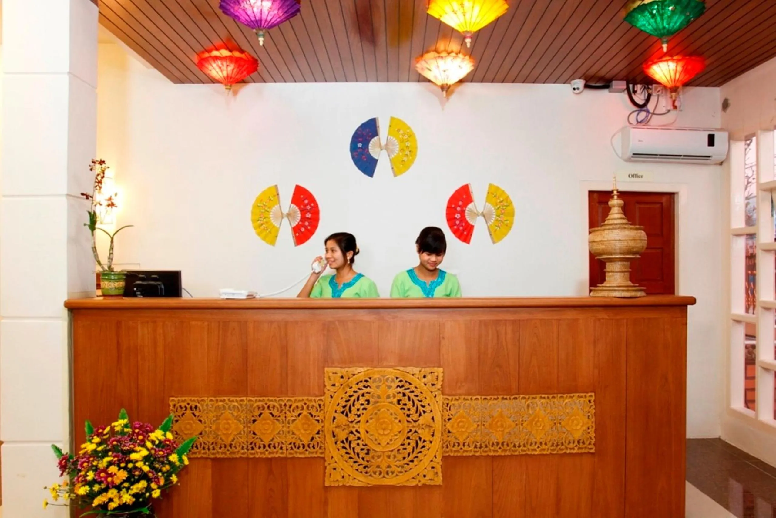 Lobby or reception in Inle Apex Hotel