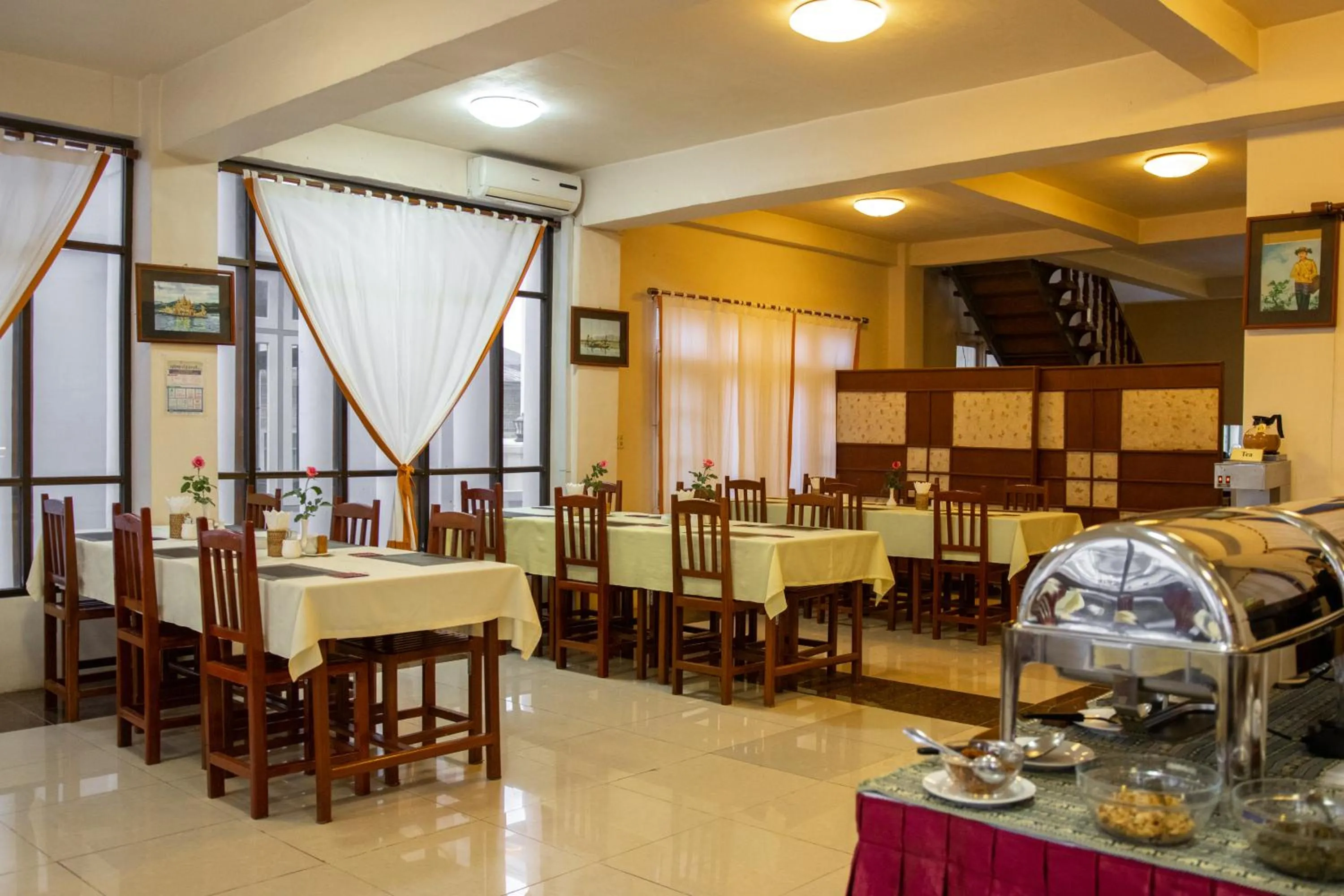 Dining area in Inle Apex Hotel