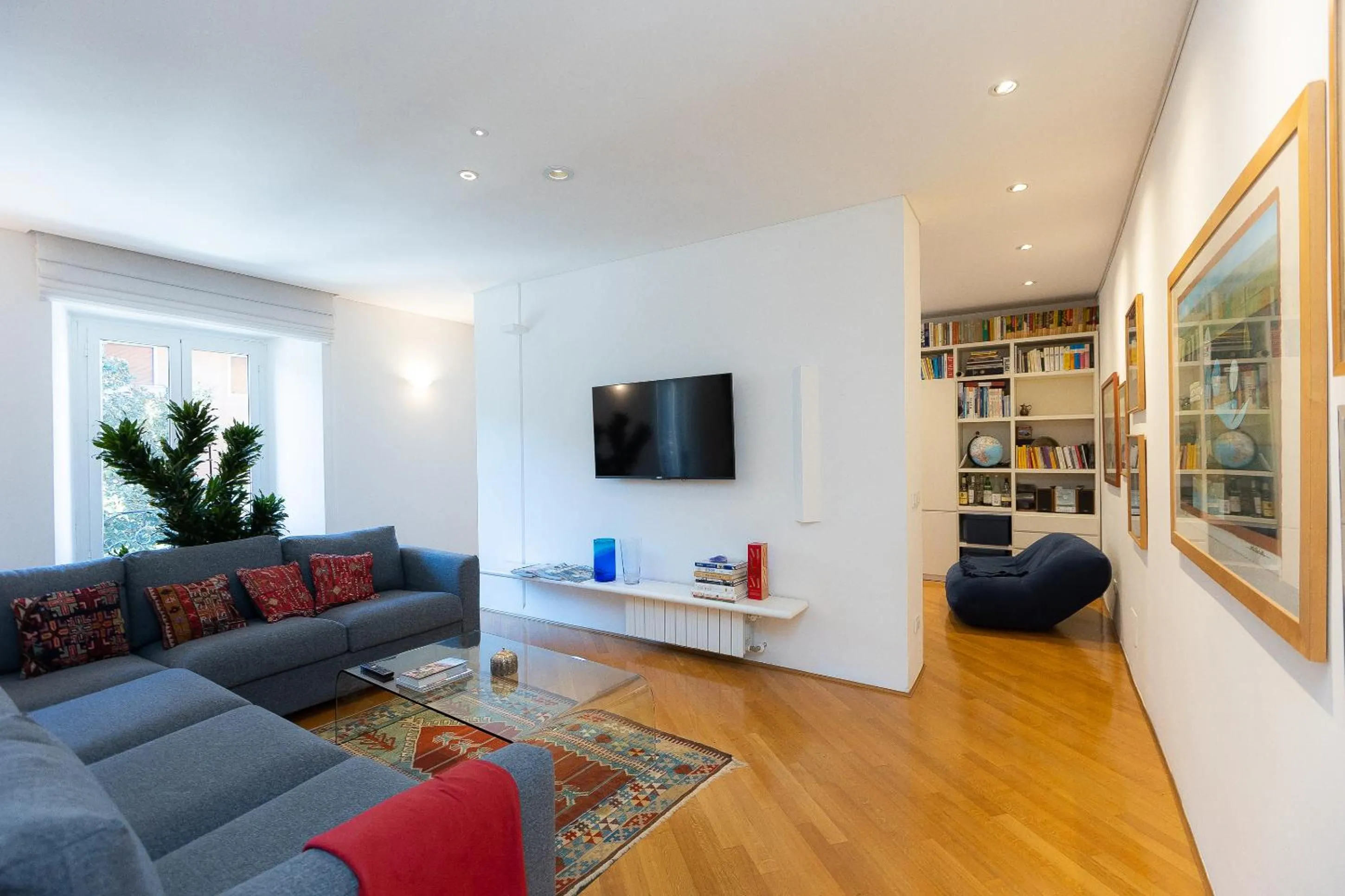 Communal lounge/ TV room in San Gioacchino View by Rental in Rome