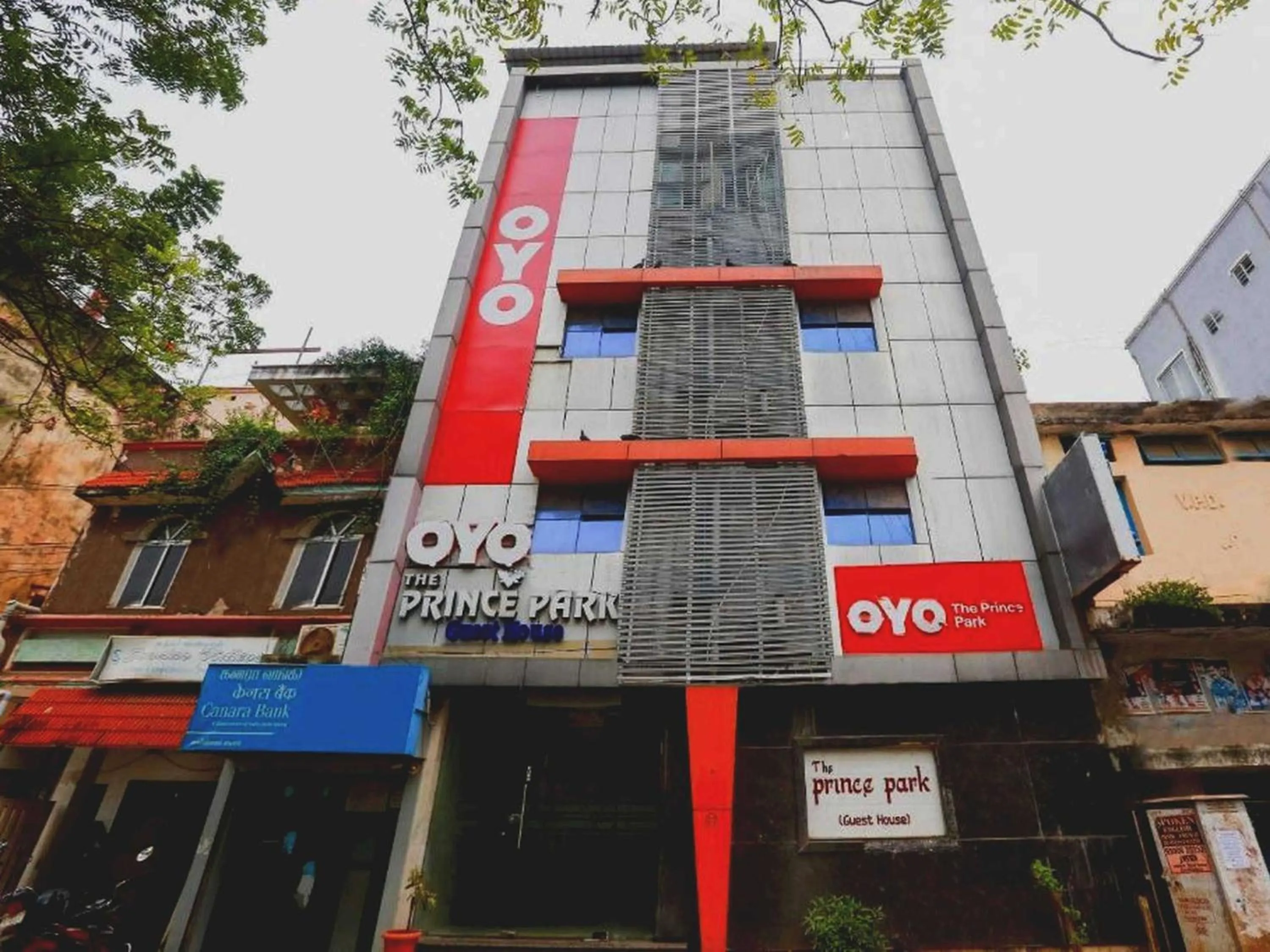 Facade/entrance in Hotel O The prince Park